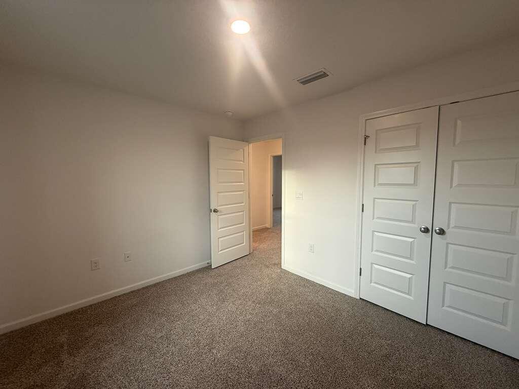 Owl's Head East - Residential Lease