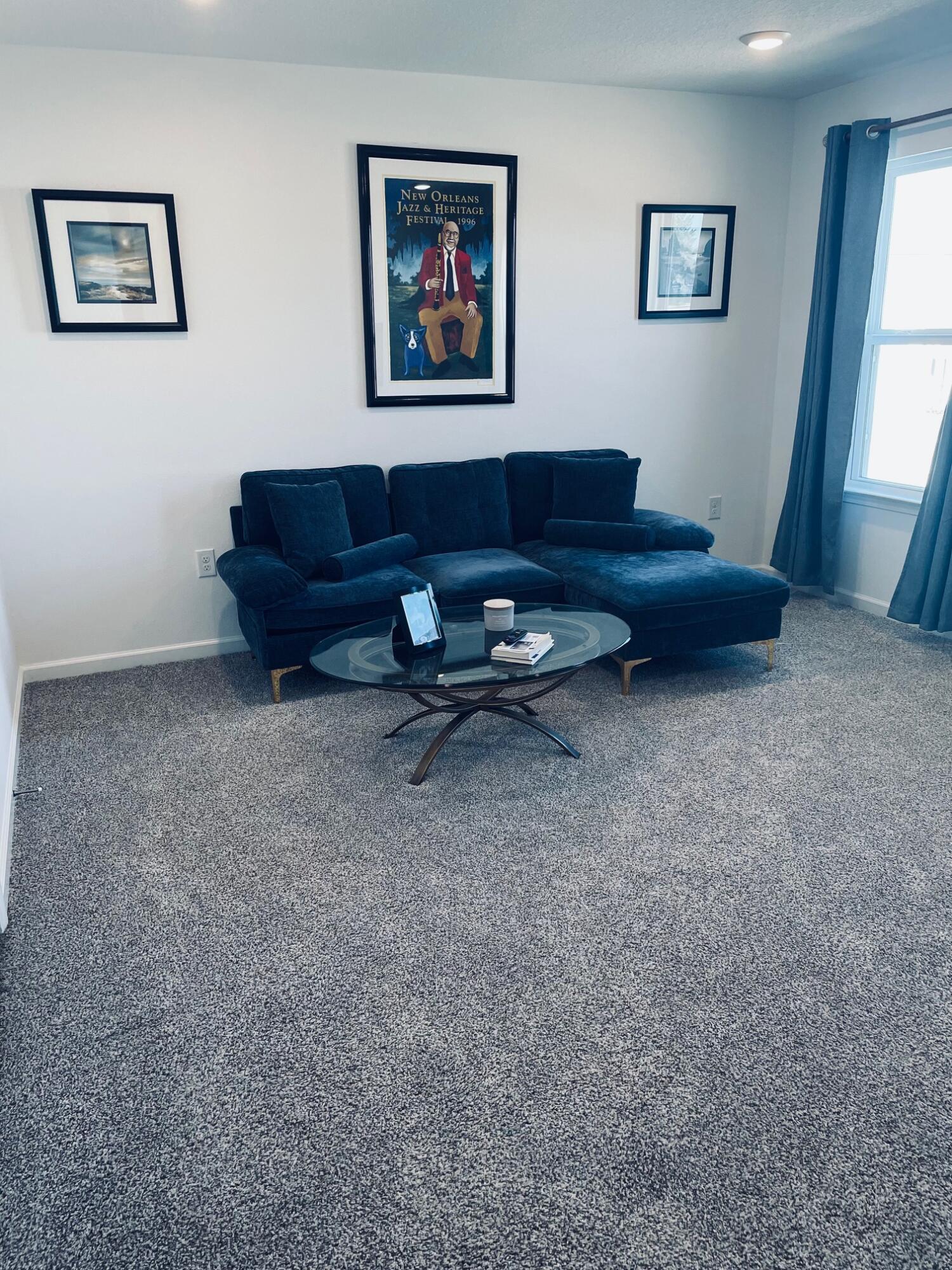 Owl's Head East - Residential Lease