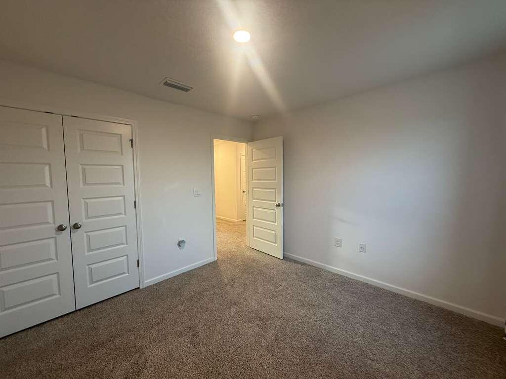 Owl's Head East - Residential Lease