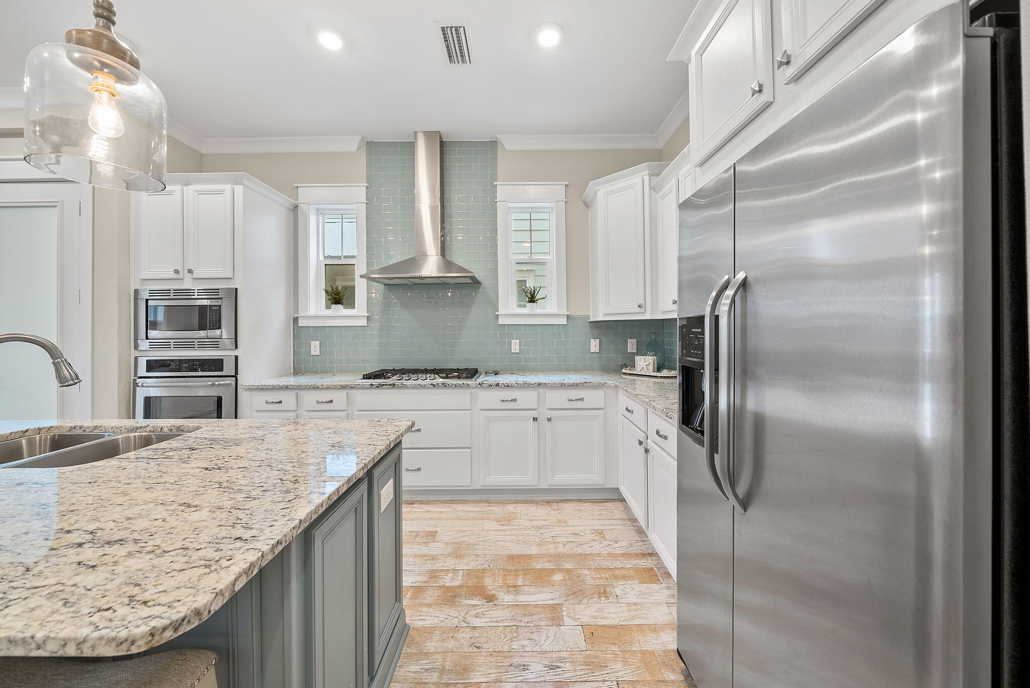 PROMINENCE/TRIPLEXES - Residential