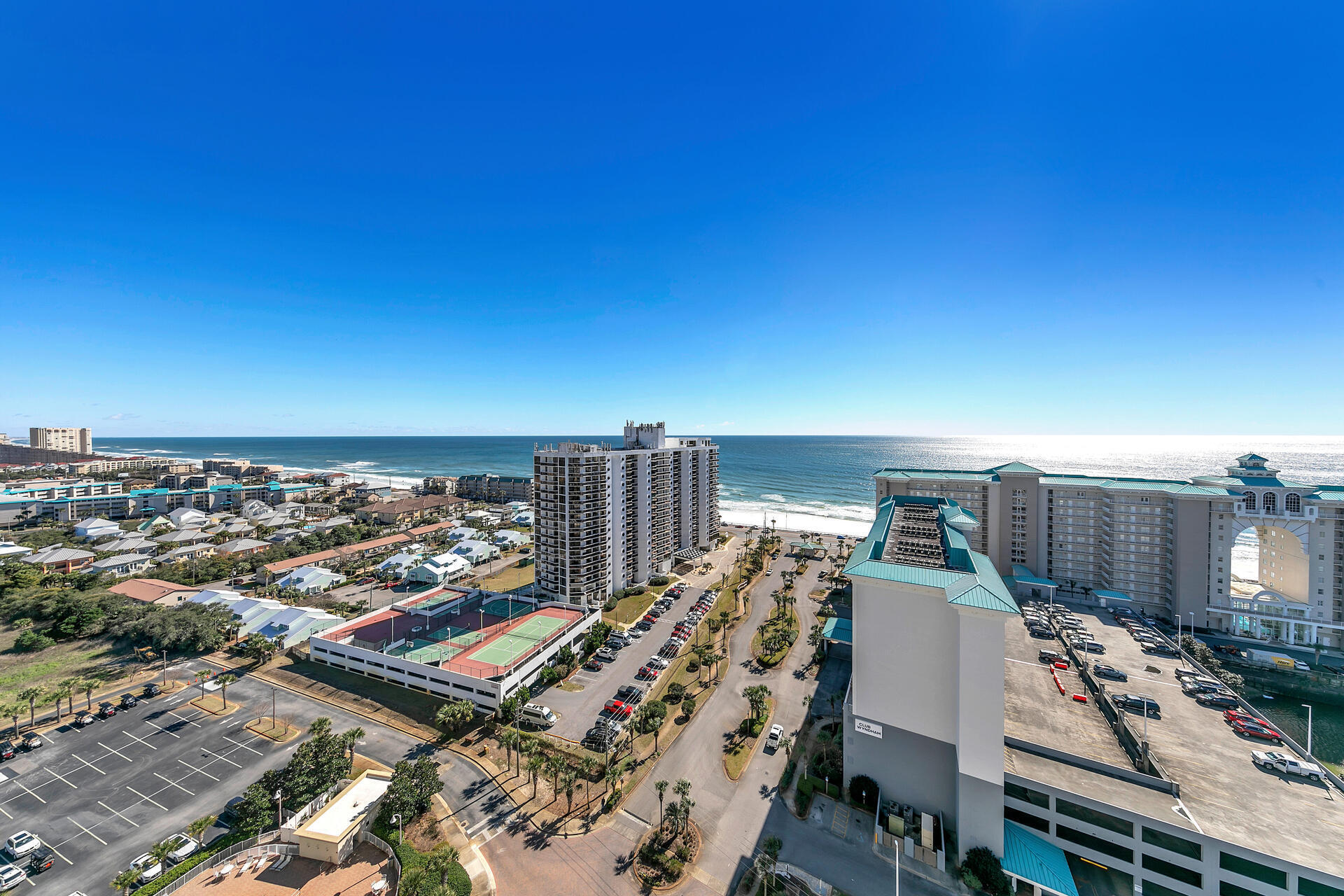 ARIEL DUNES - Residential
