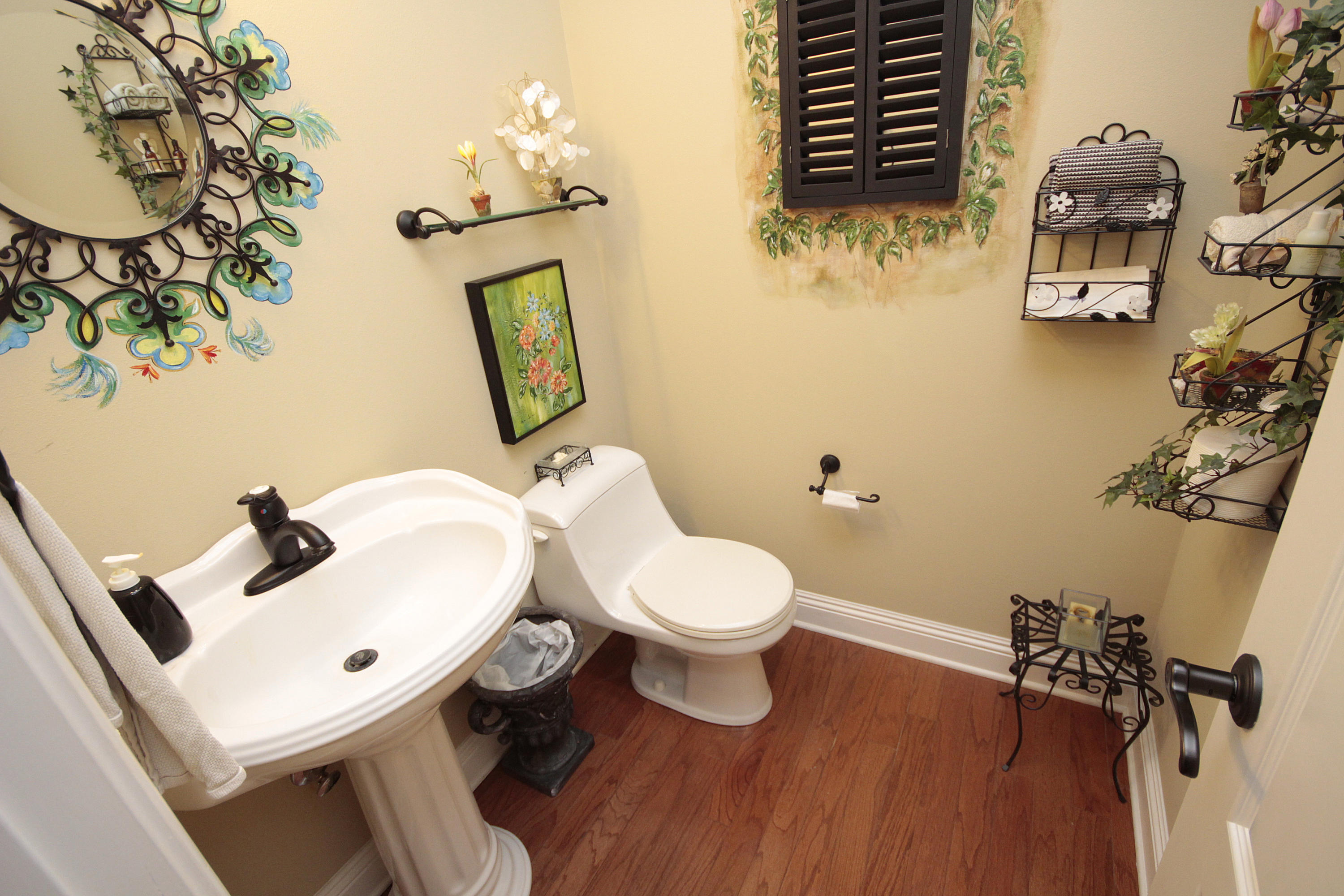 EAGLE RIDGE - Residential