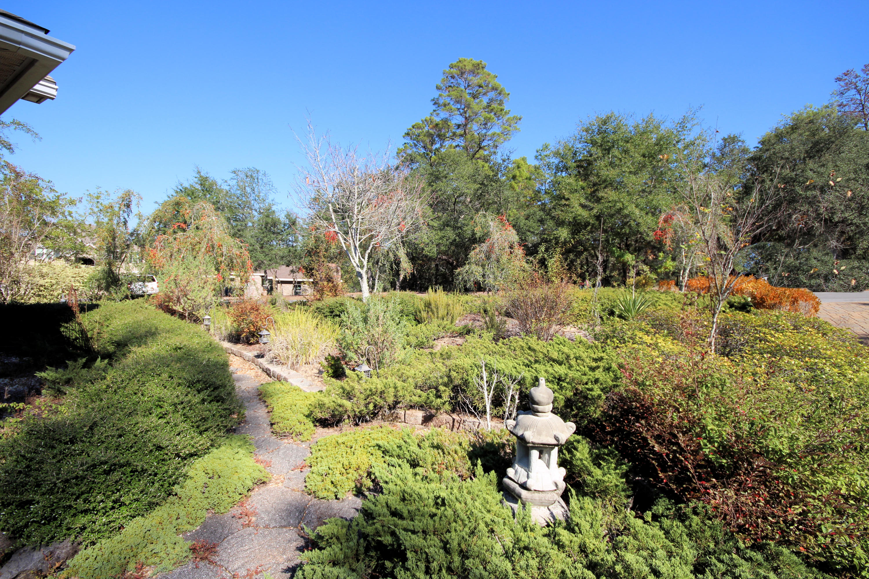 EAGLE RIDGE - Residential