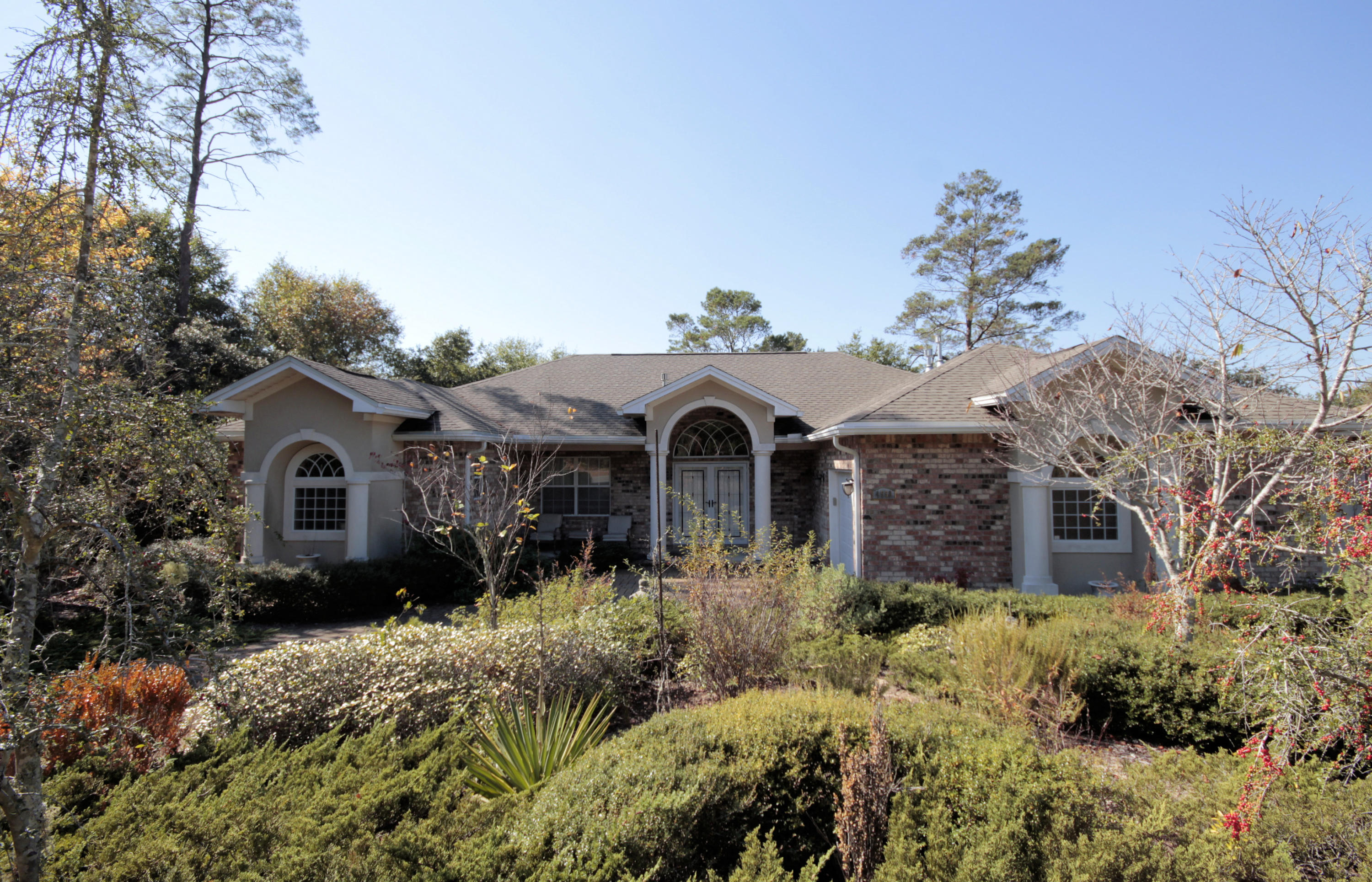 EAGLE RIDGE - Residential