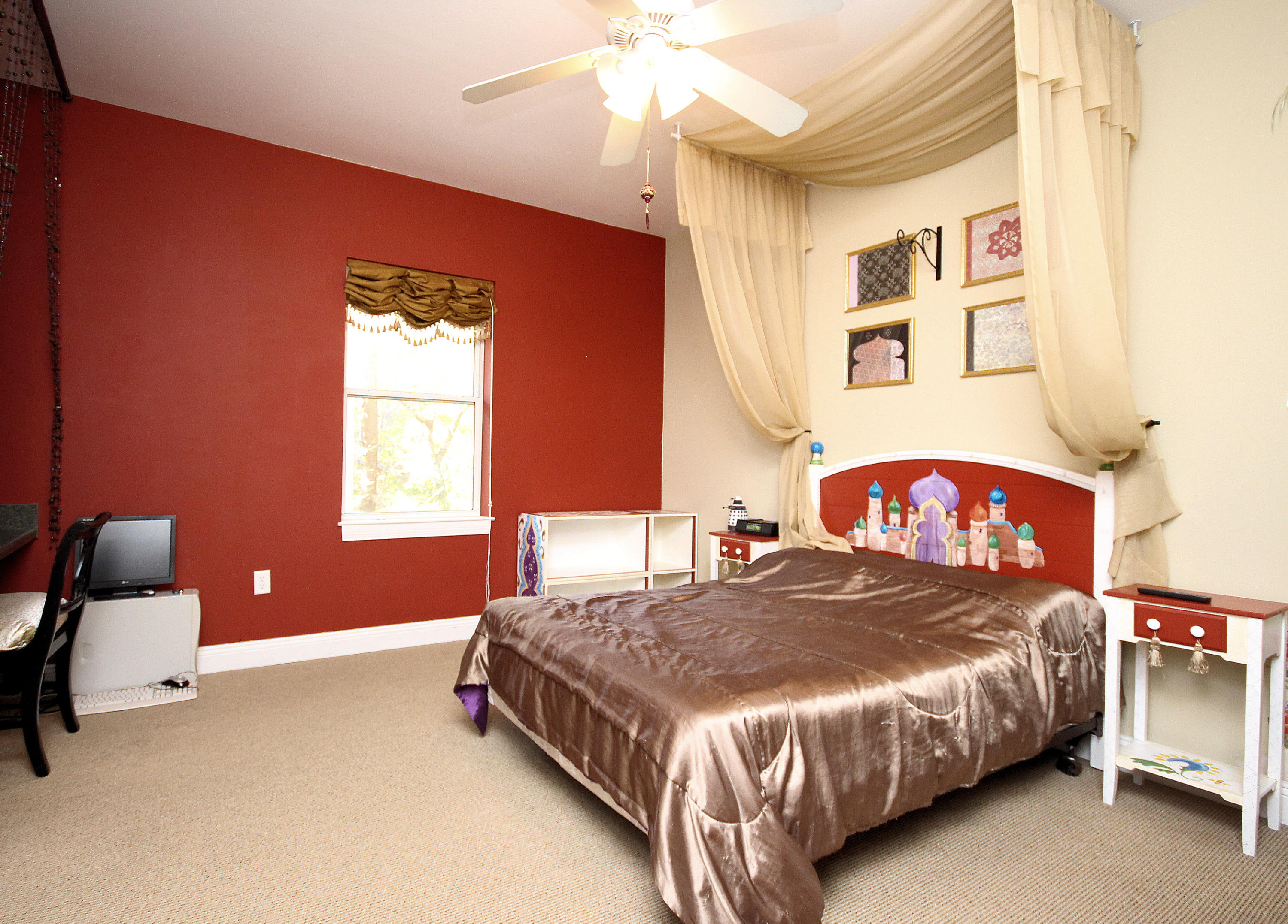 EAGLE RIDGE - Residential