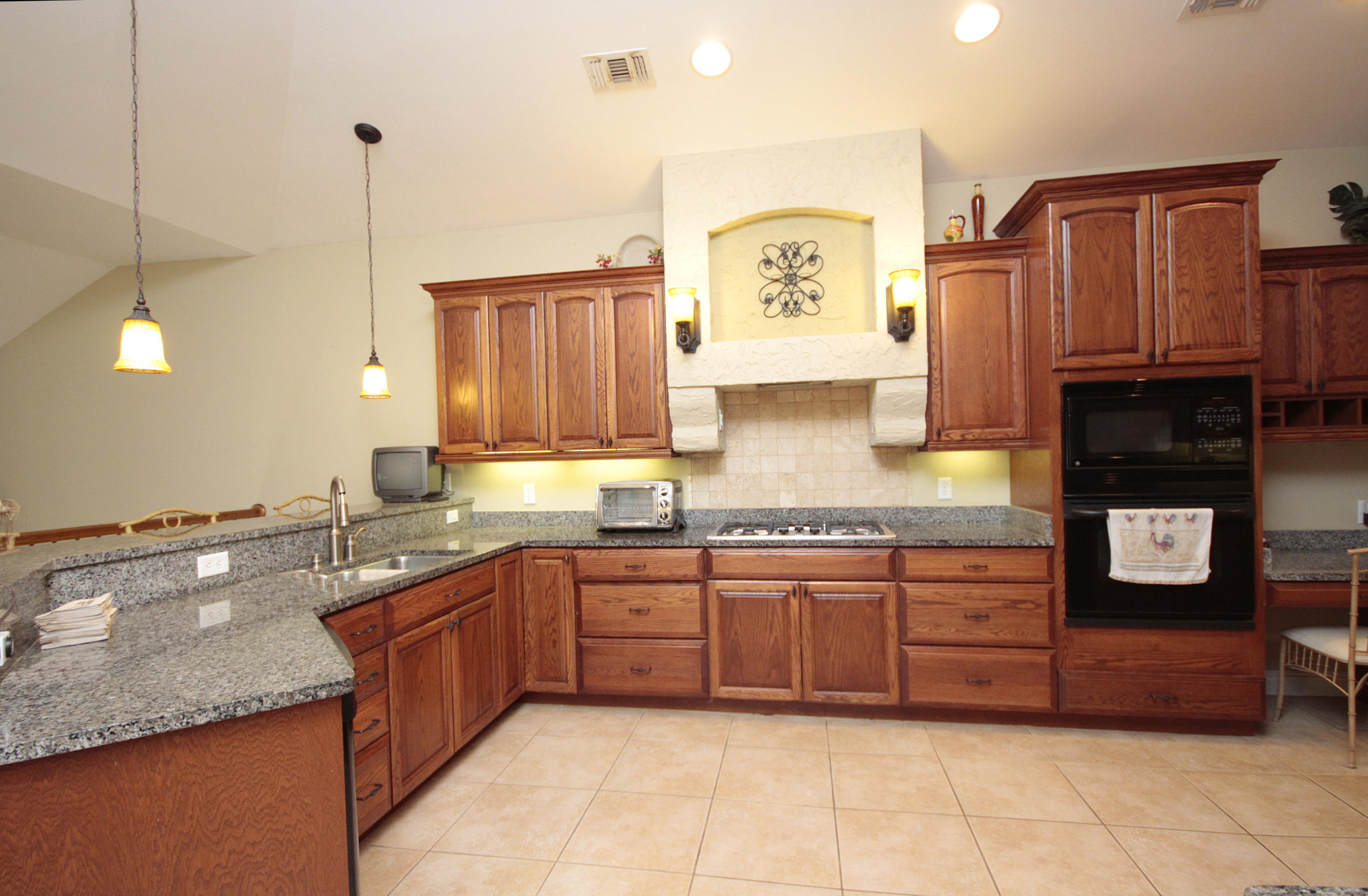 EAGLE RIDGE - Residential