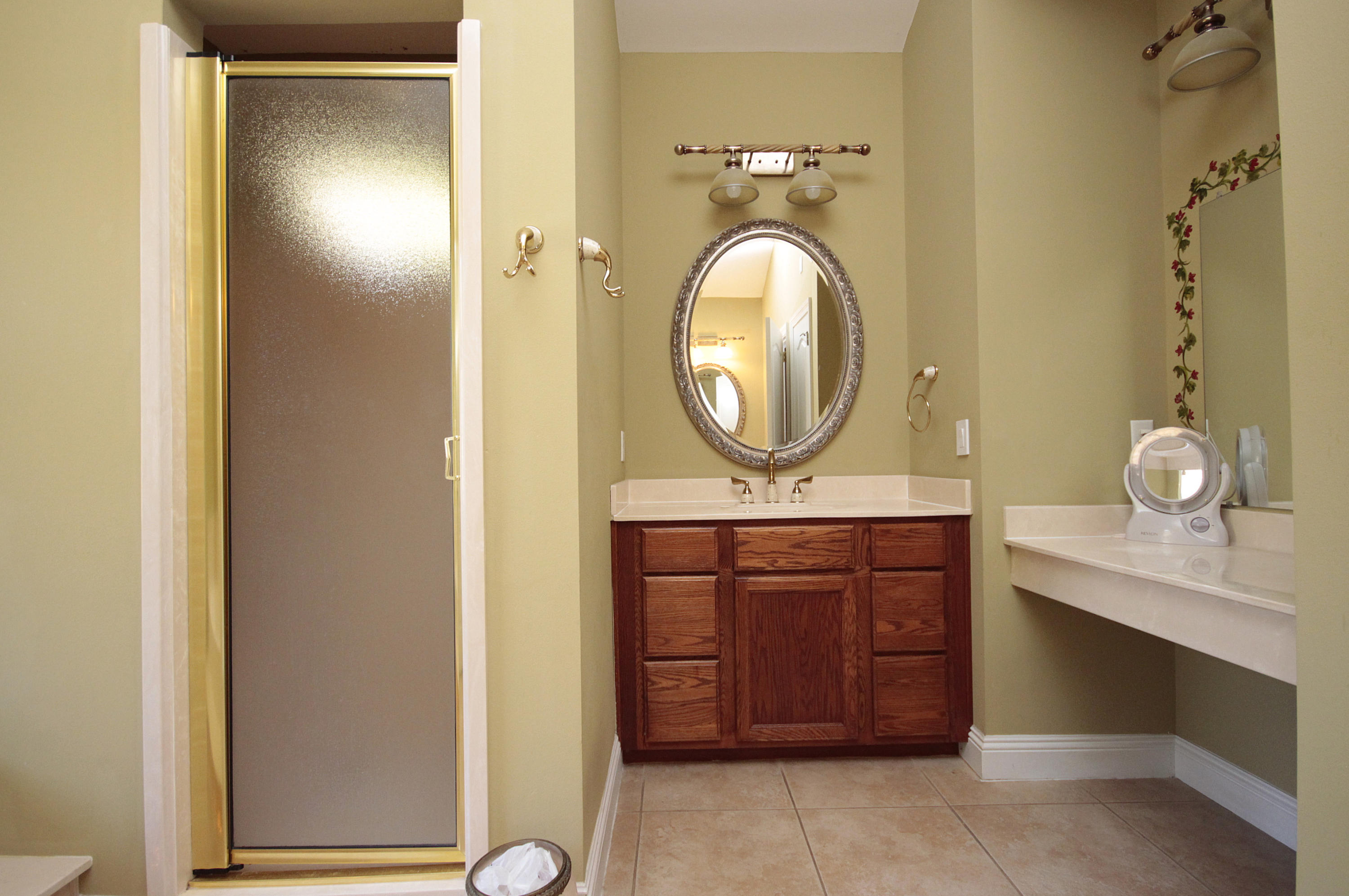 EAGLE RIDGE - Residential