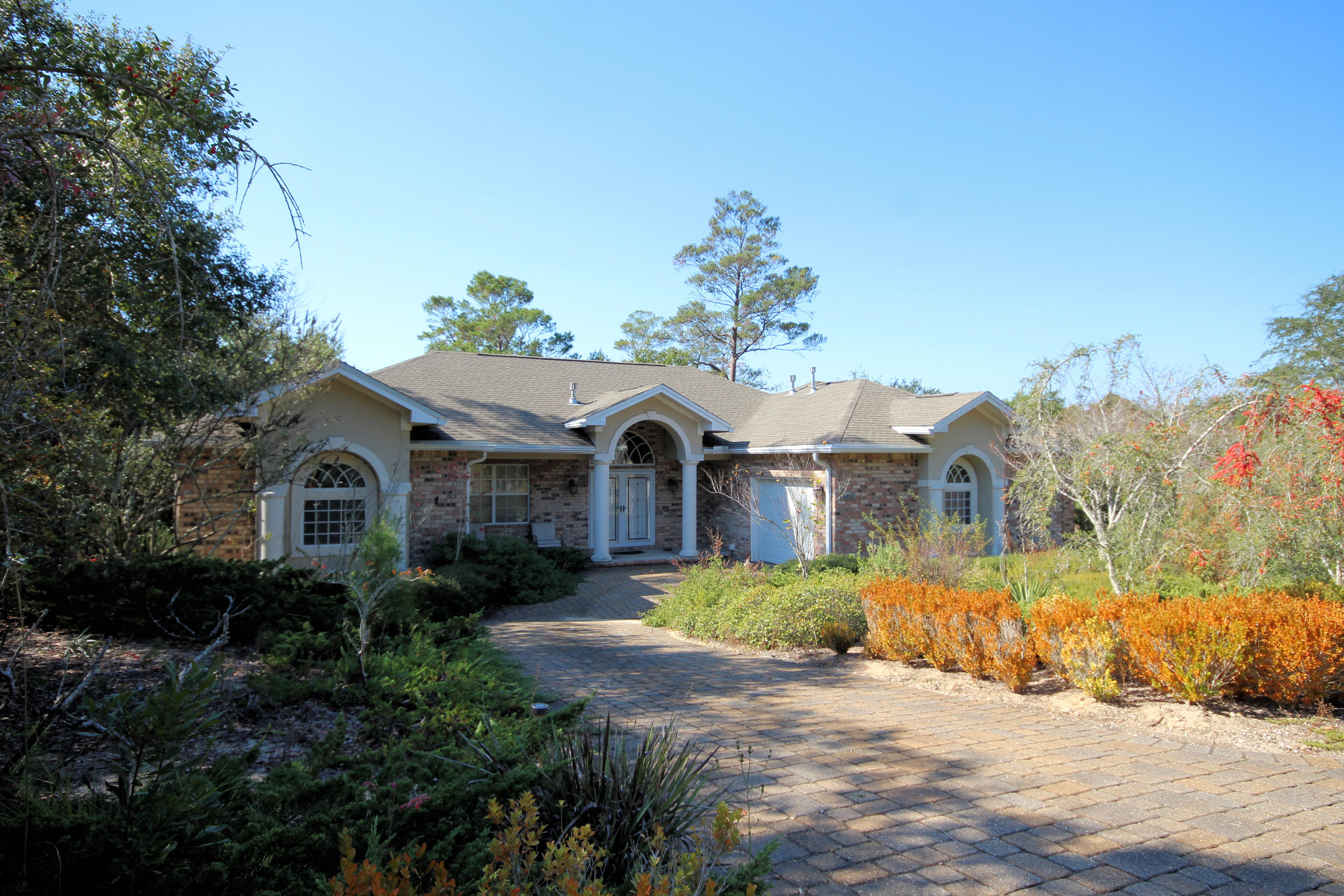 EAGLE RIDGE - Residential