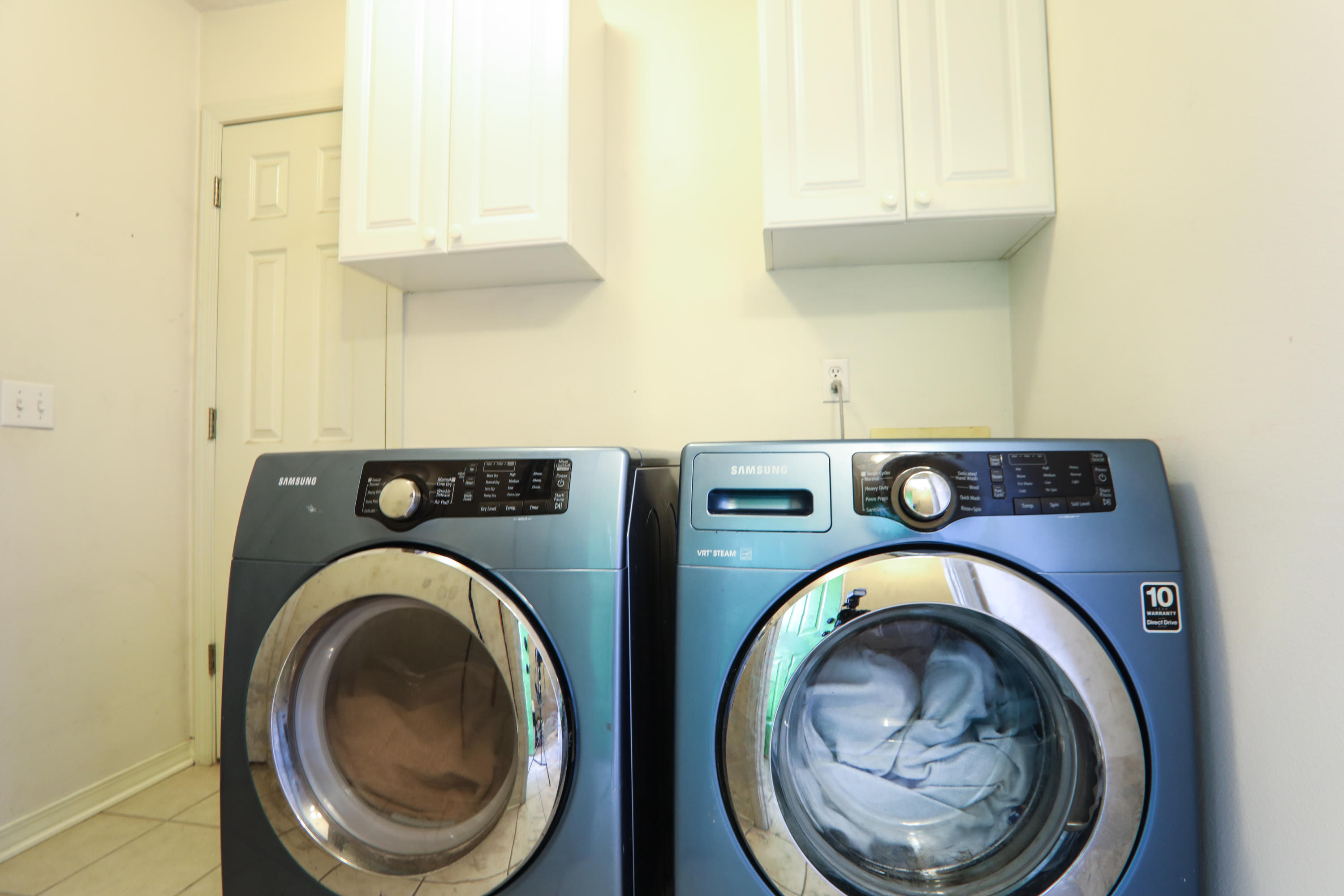 FALCON ESTATES PH 4 - Residential