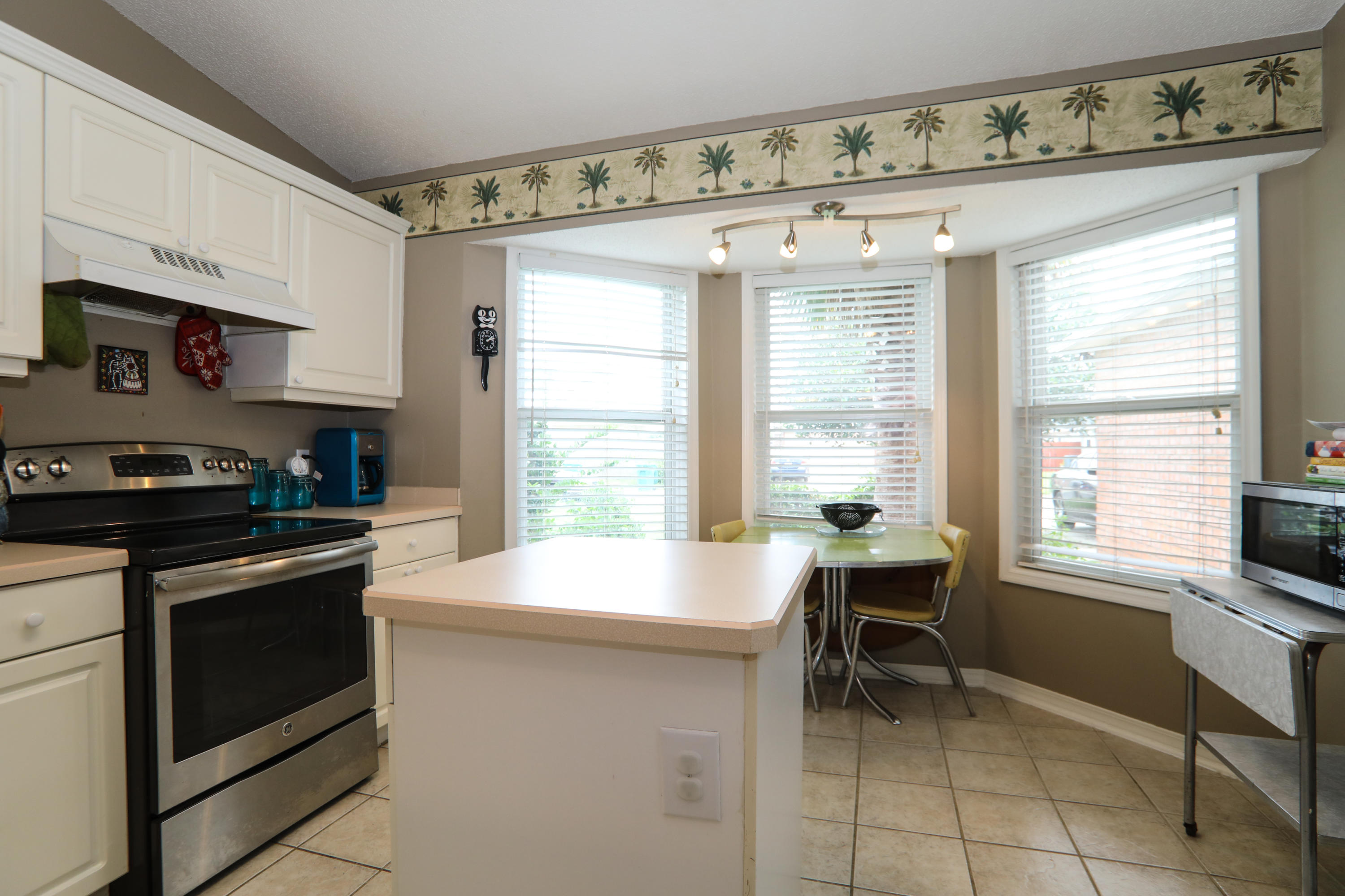 FALCON ESTATES PH 4 - Residential