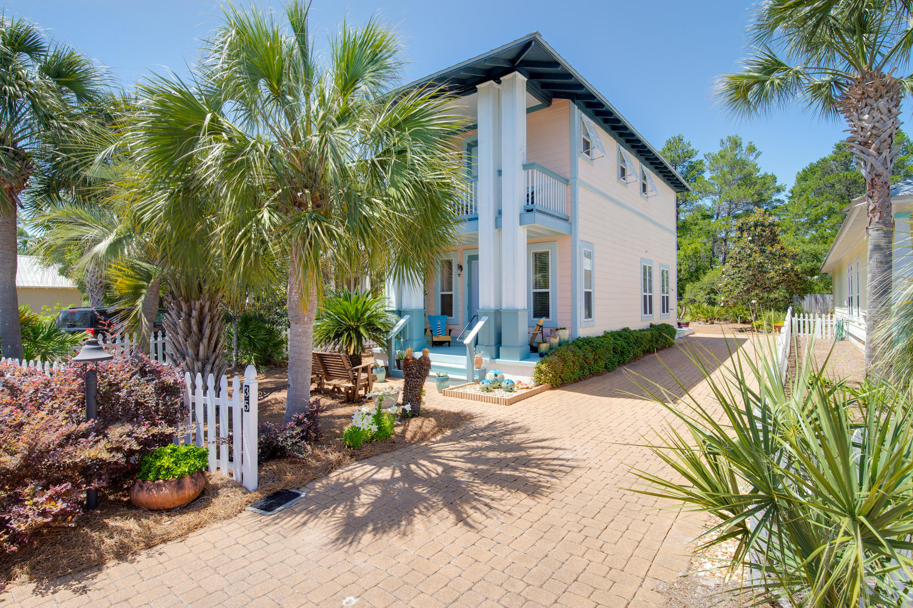 CASSINE VILLAGE - Residential