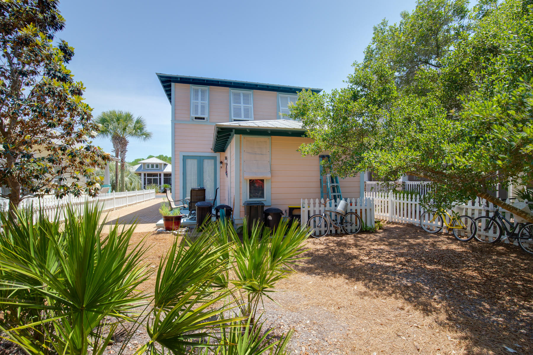 CASSINE VILLAGE - Residential