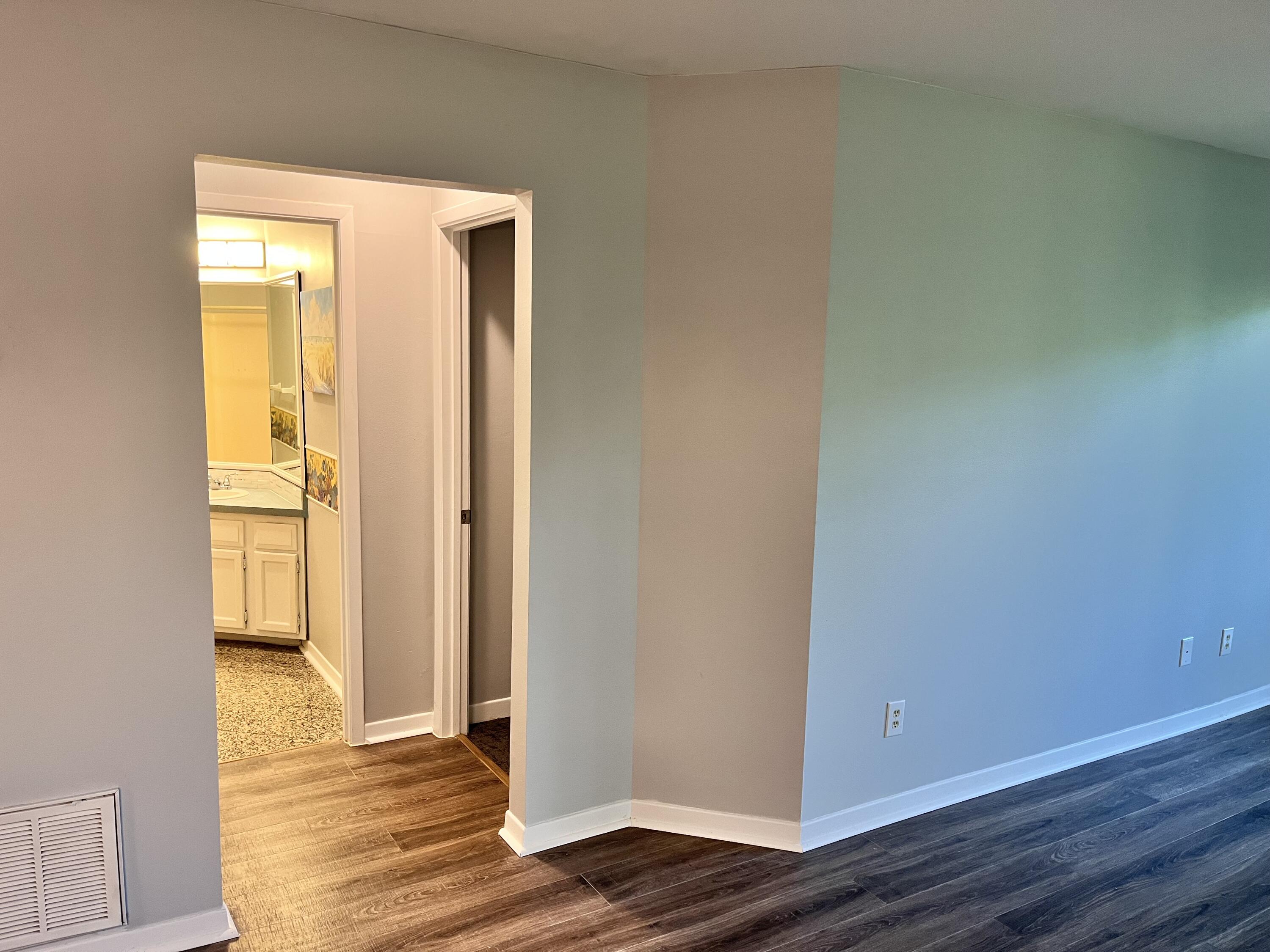 GARDEN OAKS CONDO - Residential Lease