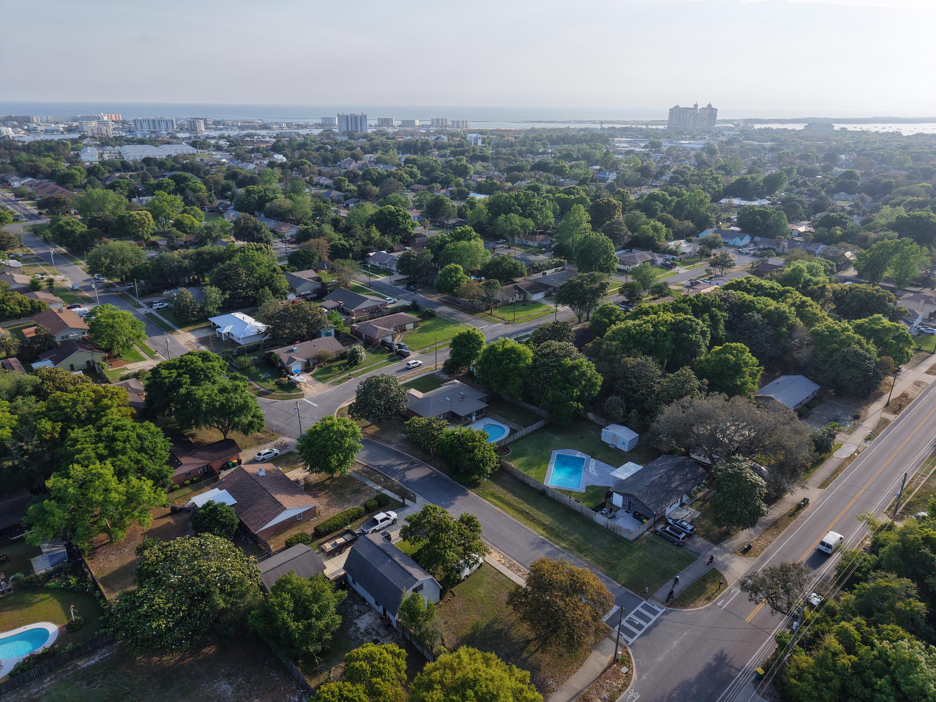 EASTWOOD 8TH ADDN - Residential