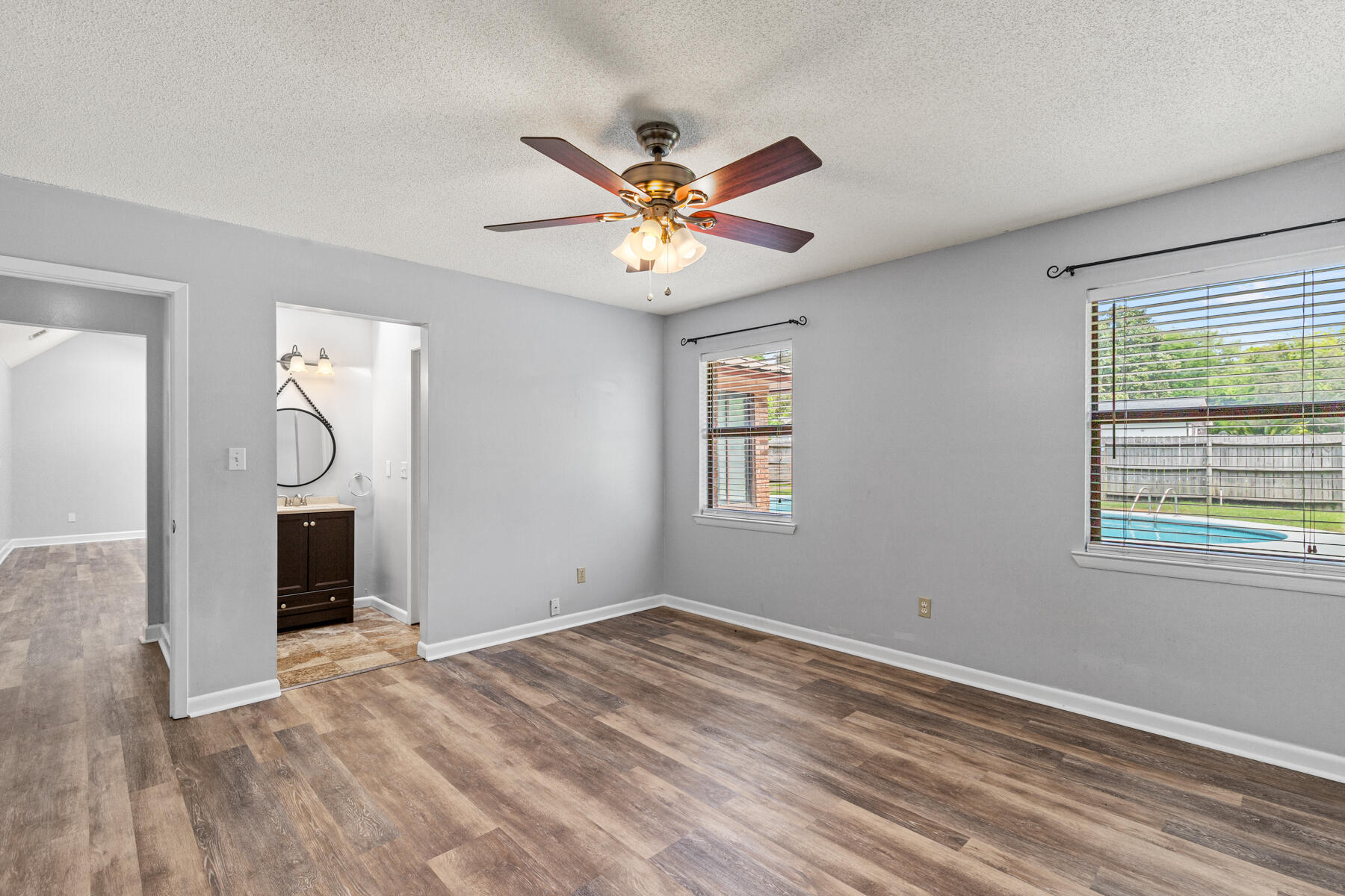 EASTWOOD 8TH ADDN - Residential