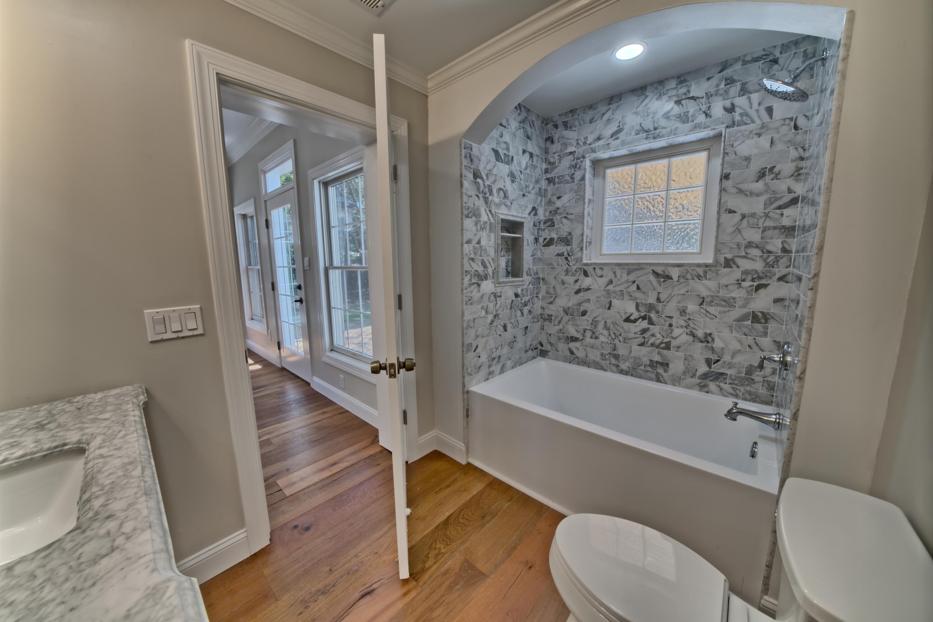 WHITES GULFVIEW ESTATES 2ND ADDN - Residential