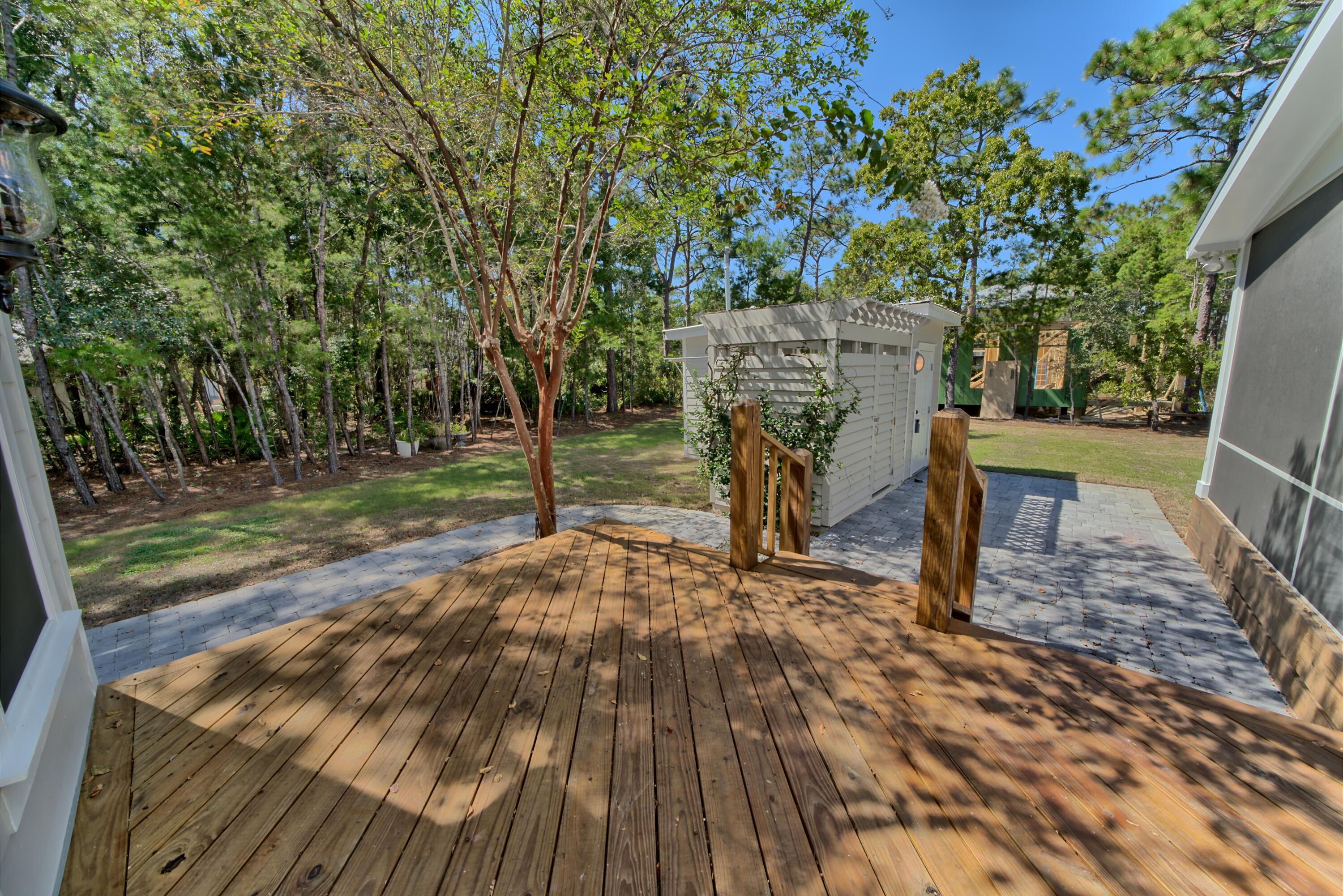 WHITES GULFVIEW ESTATES 2ND ADDN - Residential