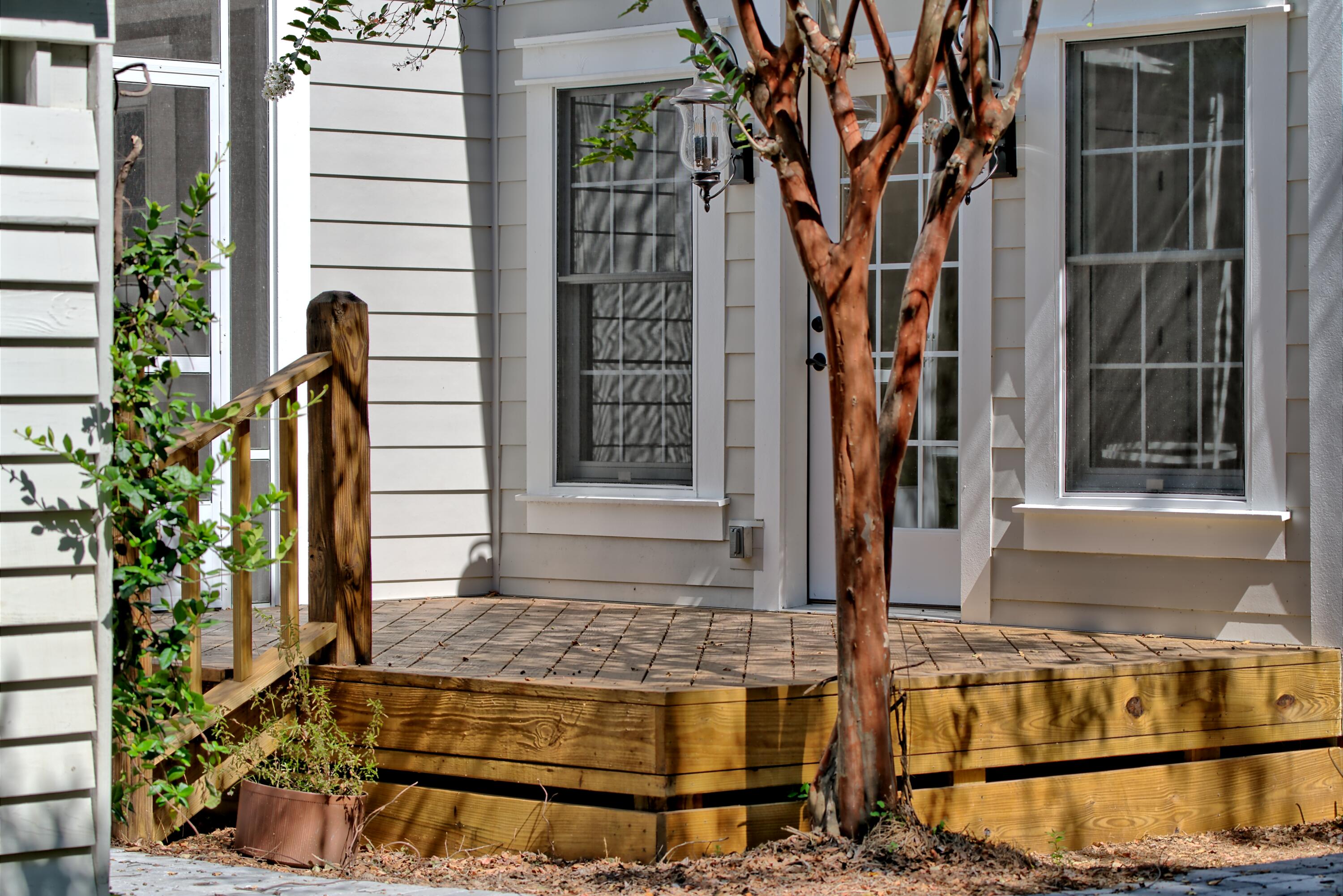 WHITES GULFVIEW ESTATES 2ND ADDN - Residential