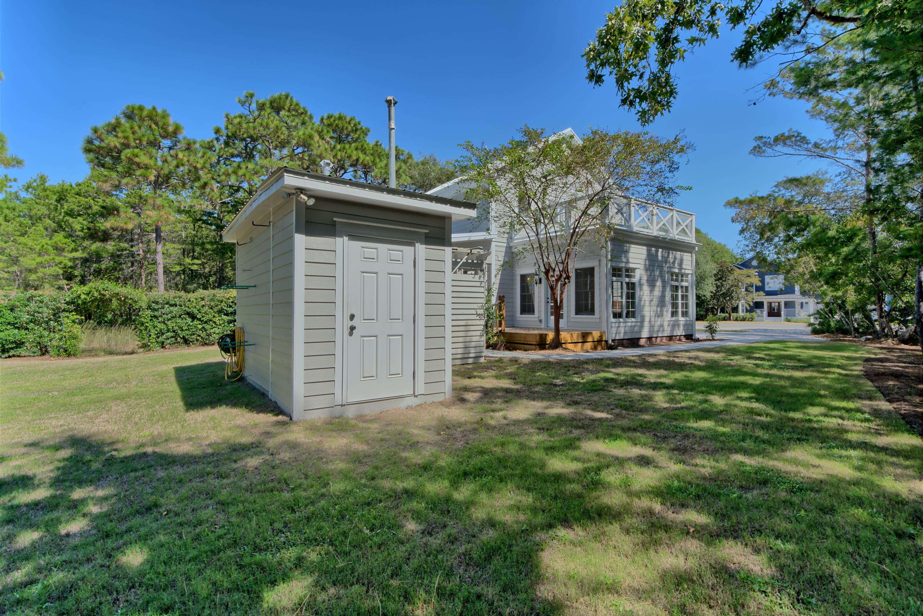 WHITES GULFVIEW ESTATES 2ND ADDN - Residential