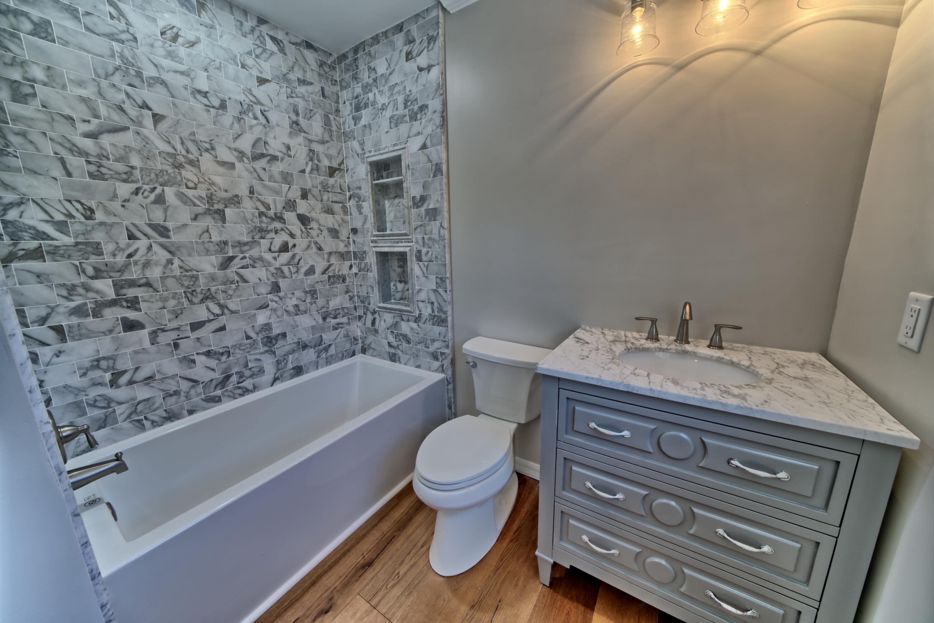 WHITES GULFVIEW ESTATES 2ND ADDN - Residential