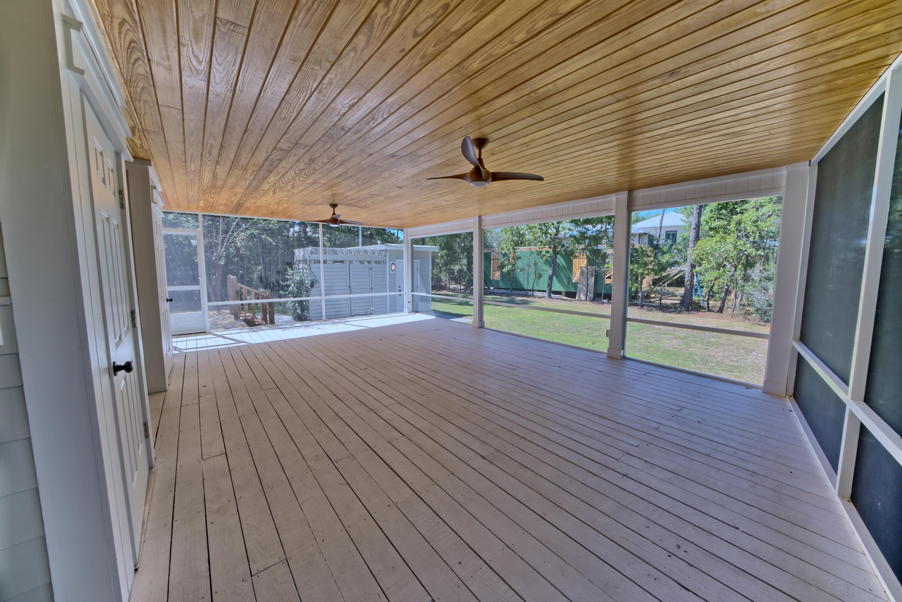 WHITES GULFVIEW ESTATES 2ND ADDN - Residential