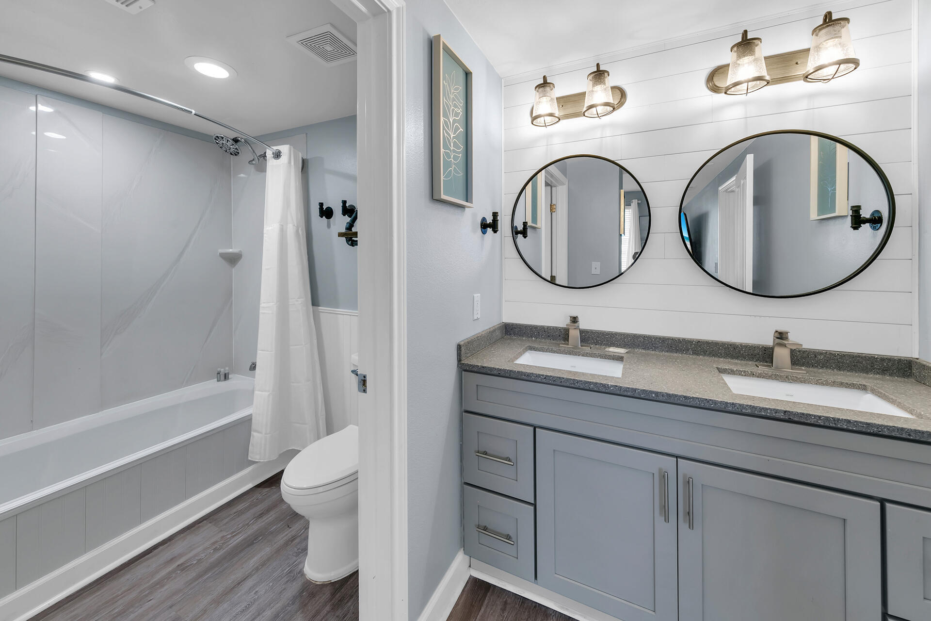 SHORES OF PANAMA - Residential