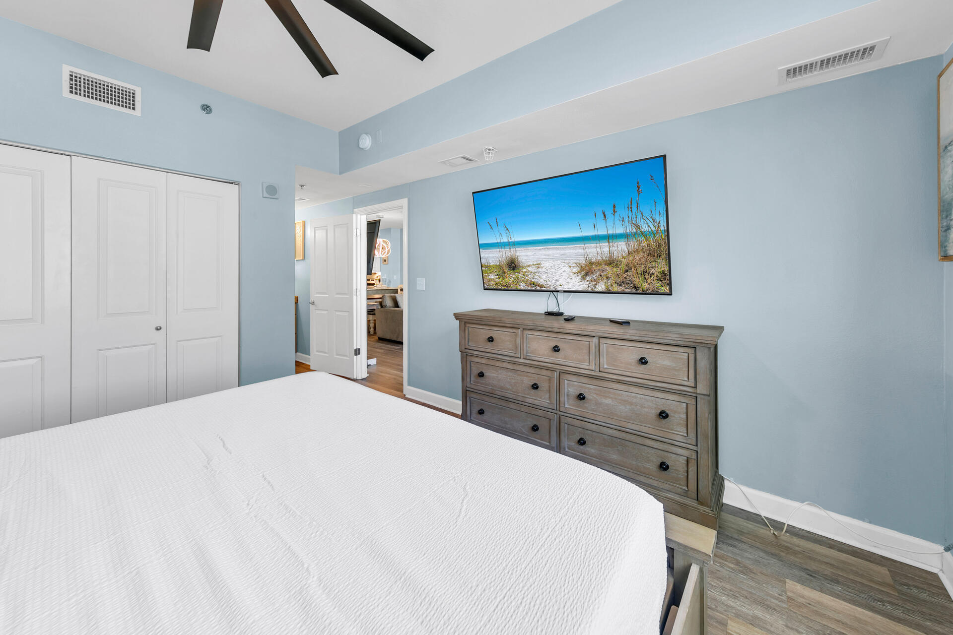 SHORES OF PANAMA - Residential