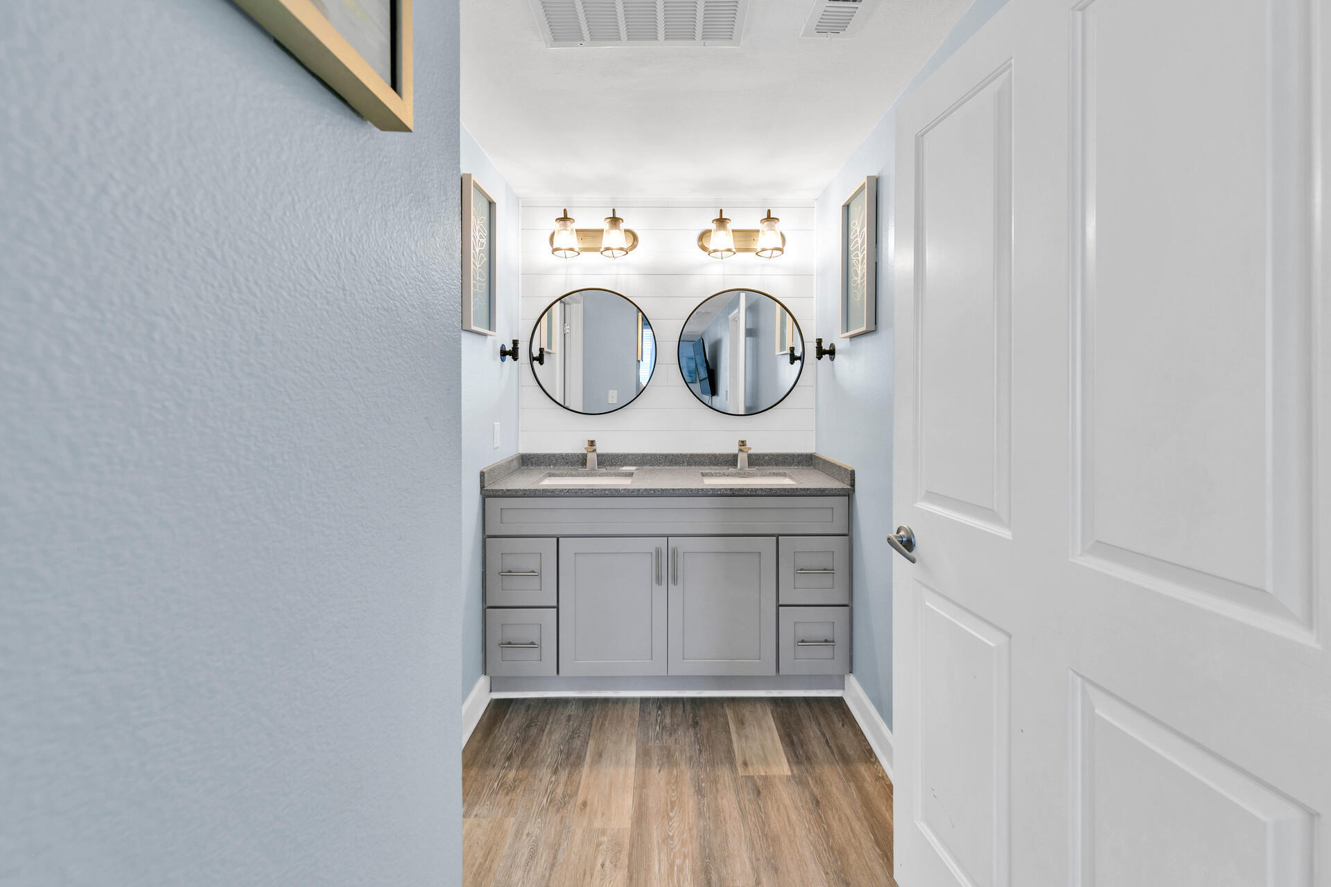 SHORES OF PANAMA - Residential