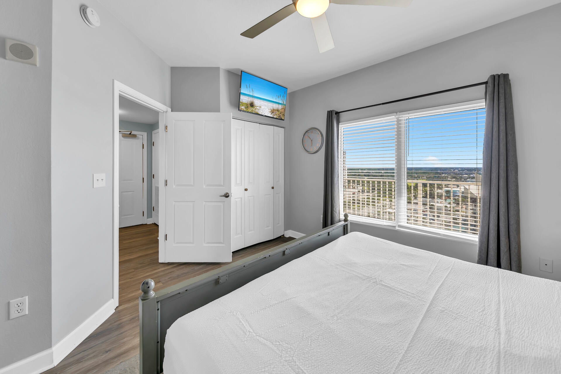 SHORES OF PANAMA - Residential