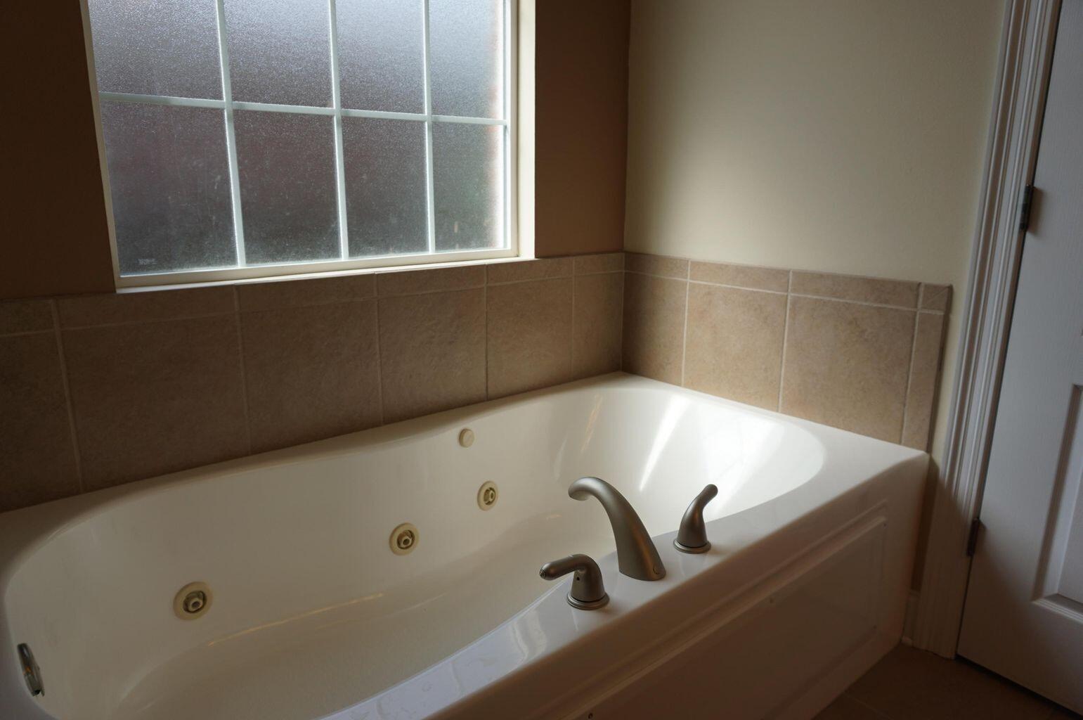 SHADOW PINES - Residential