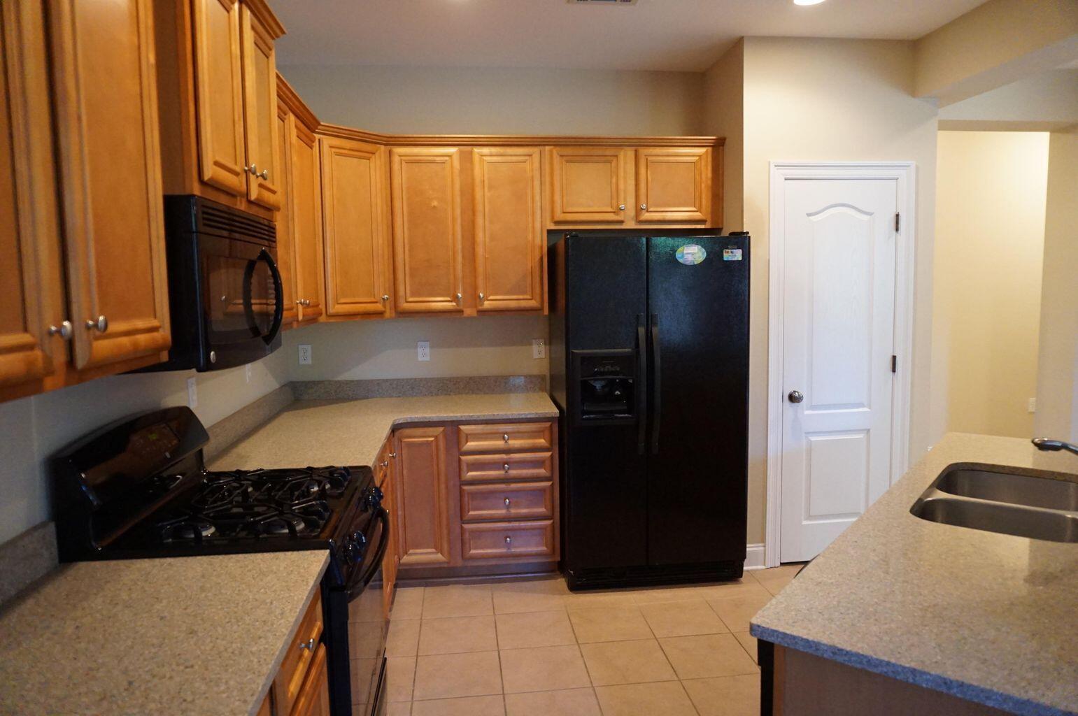 SHADOW PINES - Residential