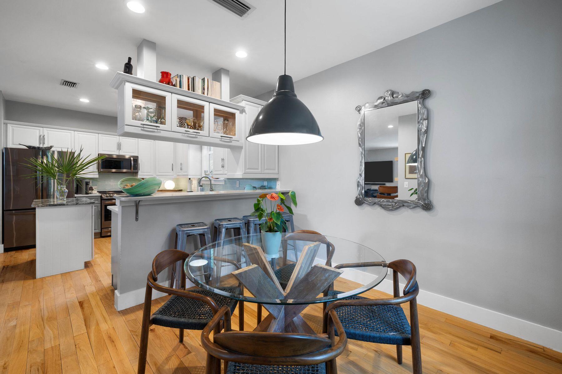 BAY MAGNOLIA - Residential