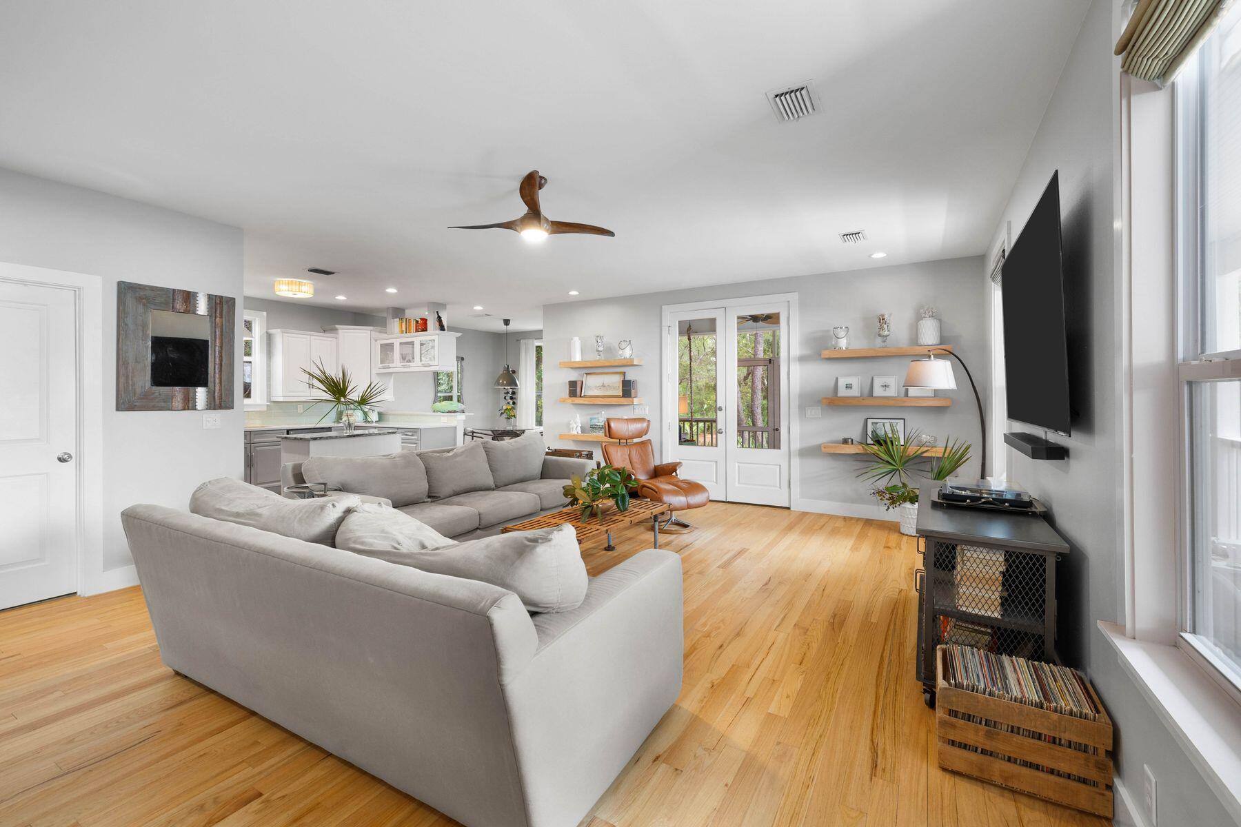 BAY MAGNOLIA - Residential