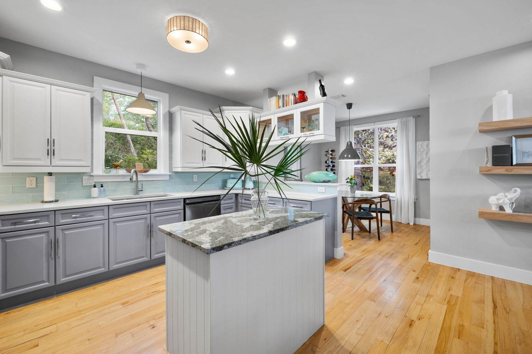 BAY MAGNOLIA - Residential