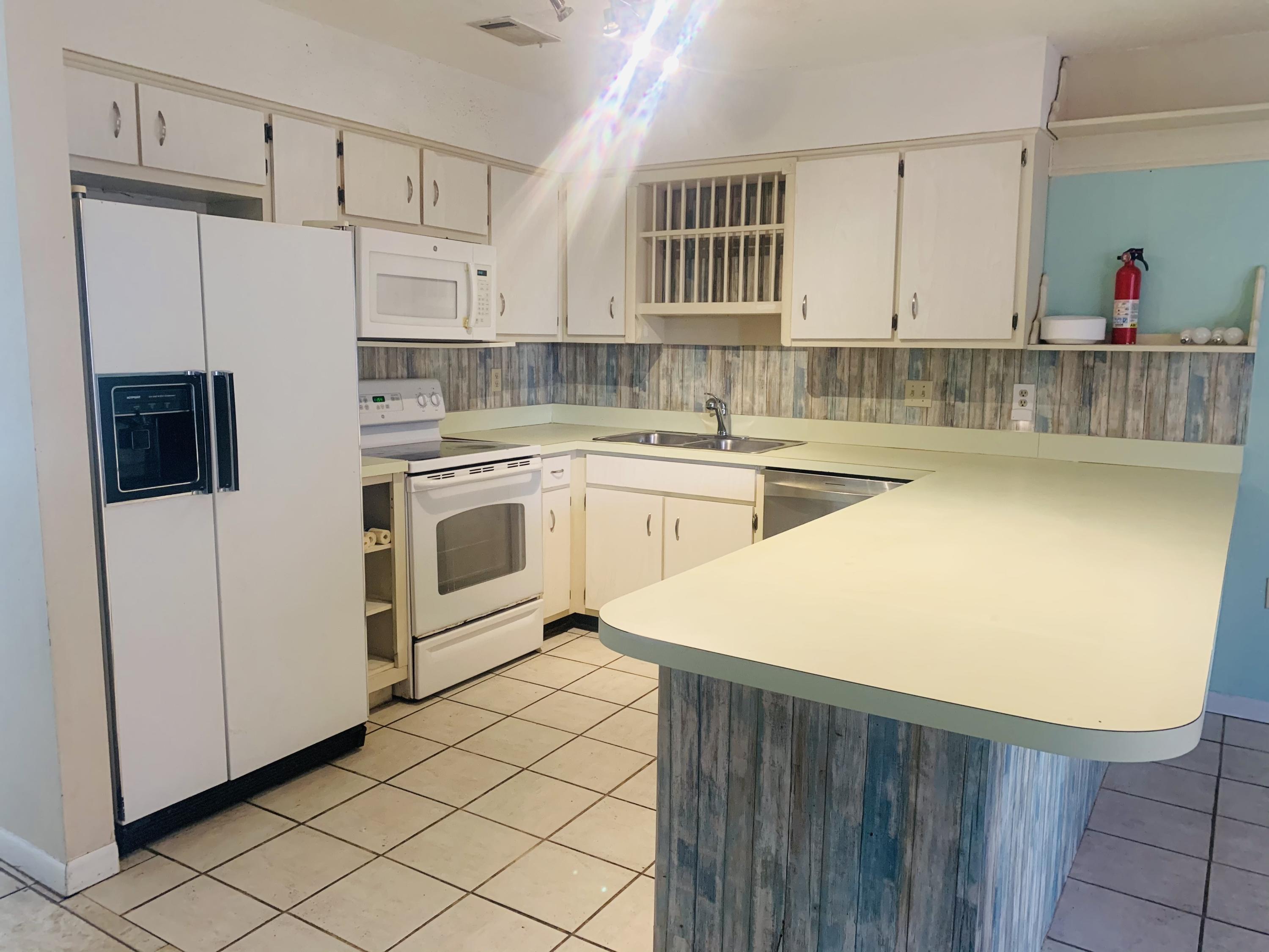 SHANGRA WOODS 1ST ADDN - Residential Lease