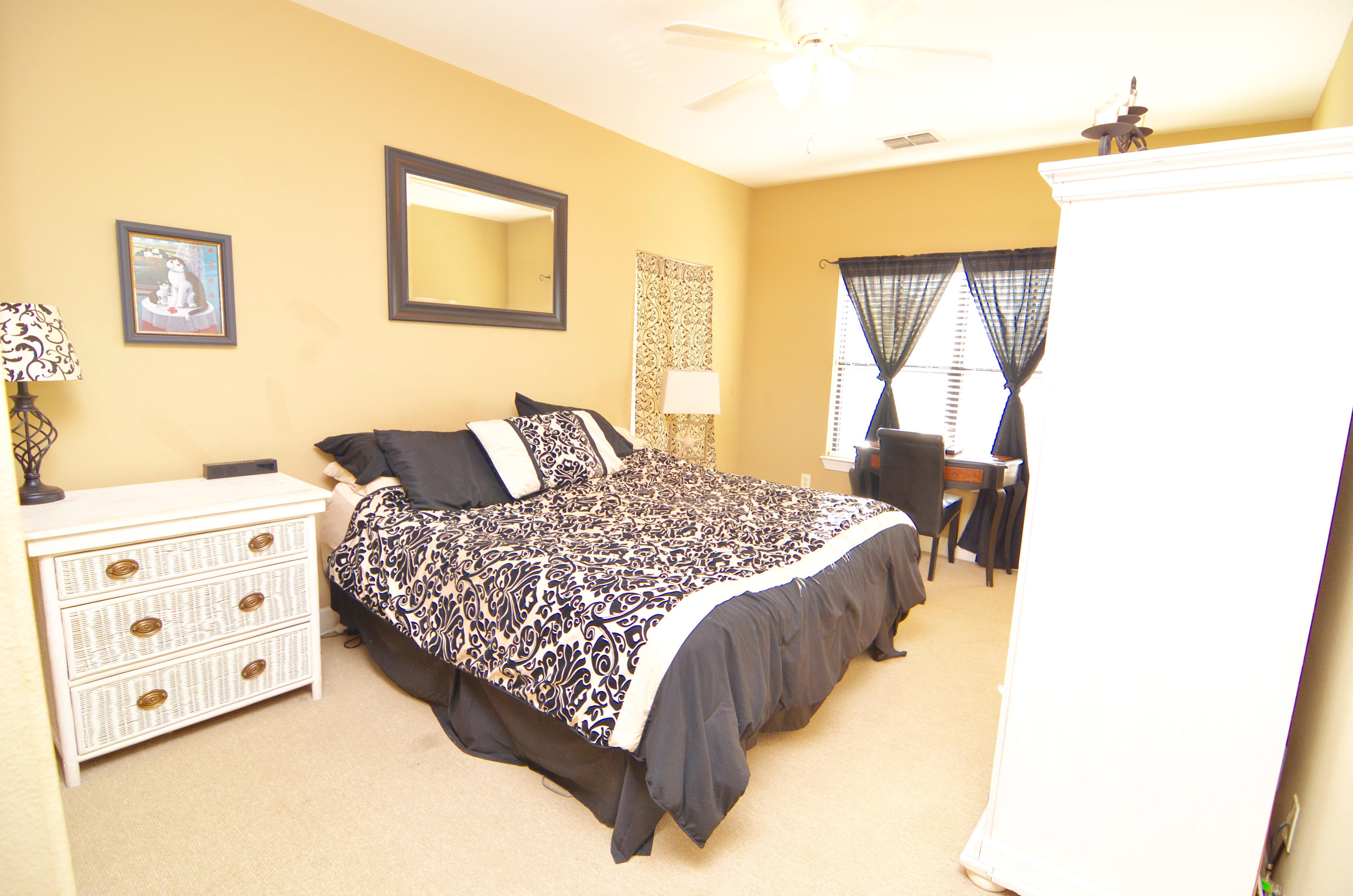 SOUTH HAVEN TOWNHOMES - Residential