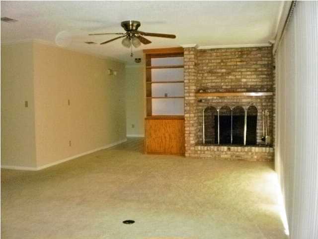 BAYOU WOODS 3RD ADDN - Residential Lease
