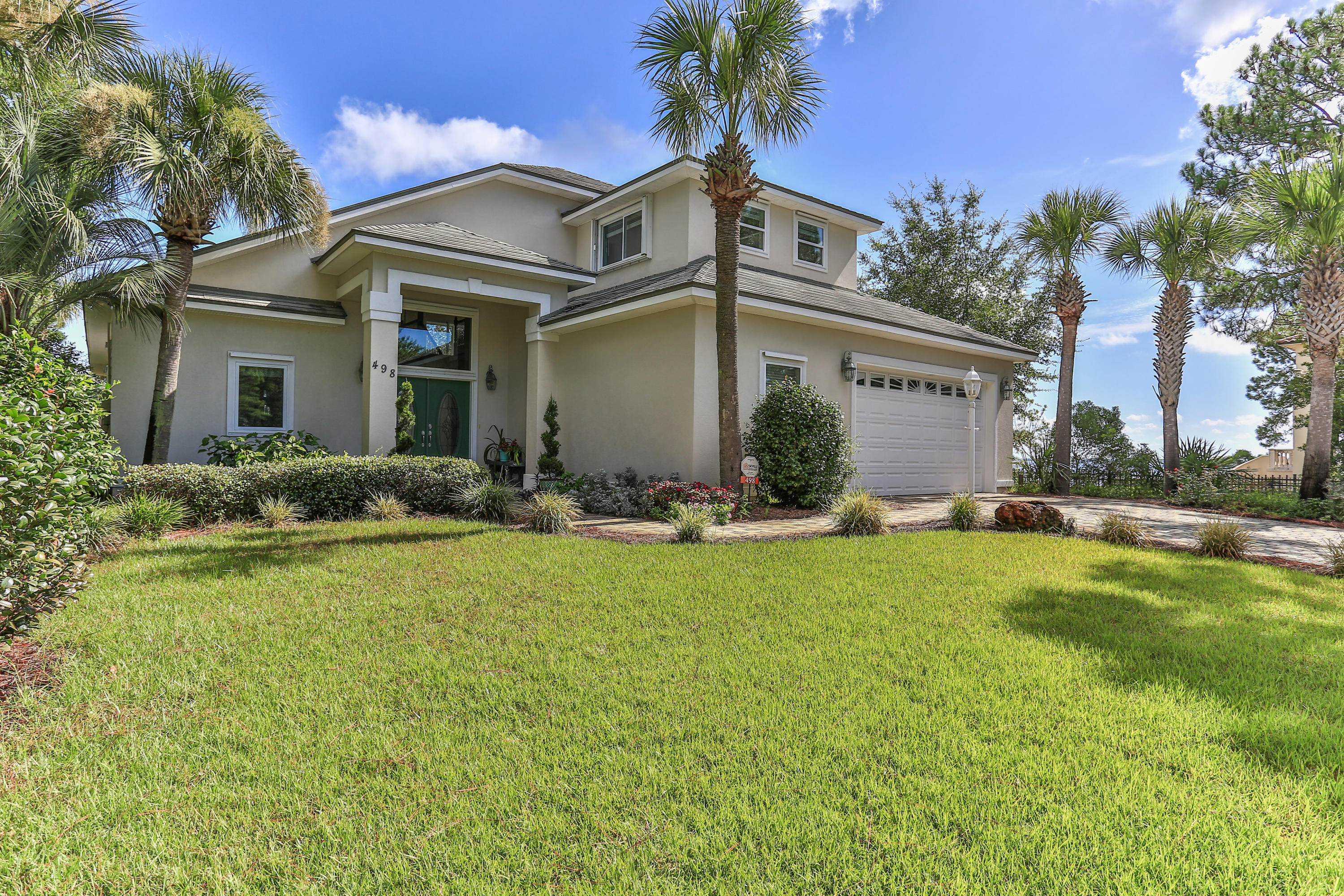 PELICAN BAY PHASE 1 - Residential