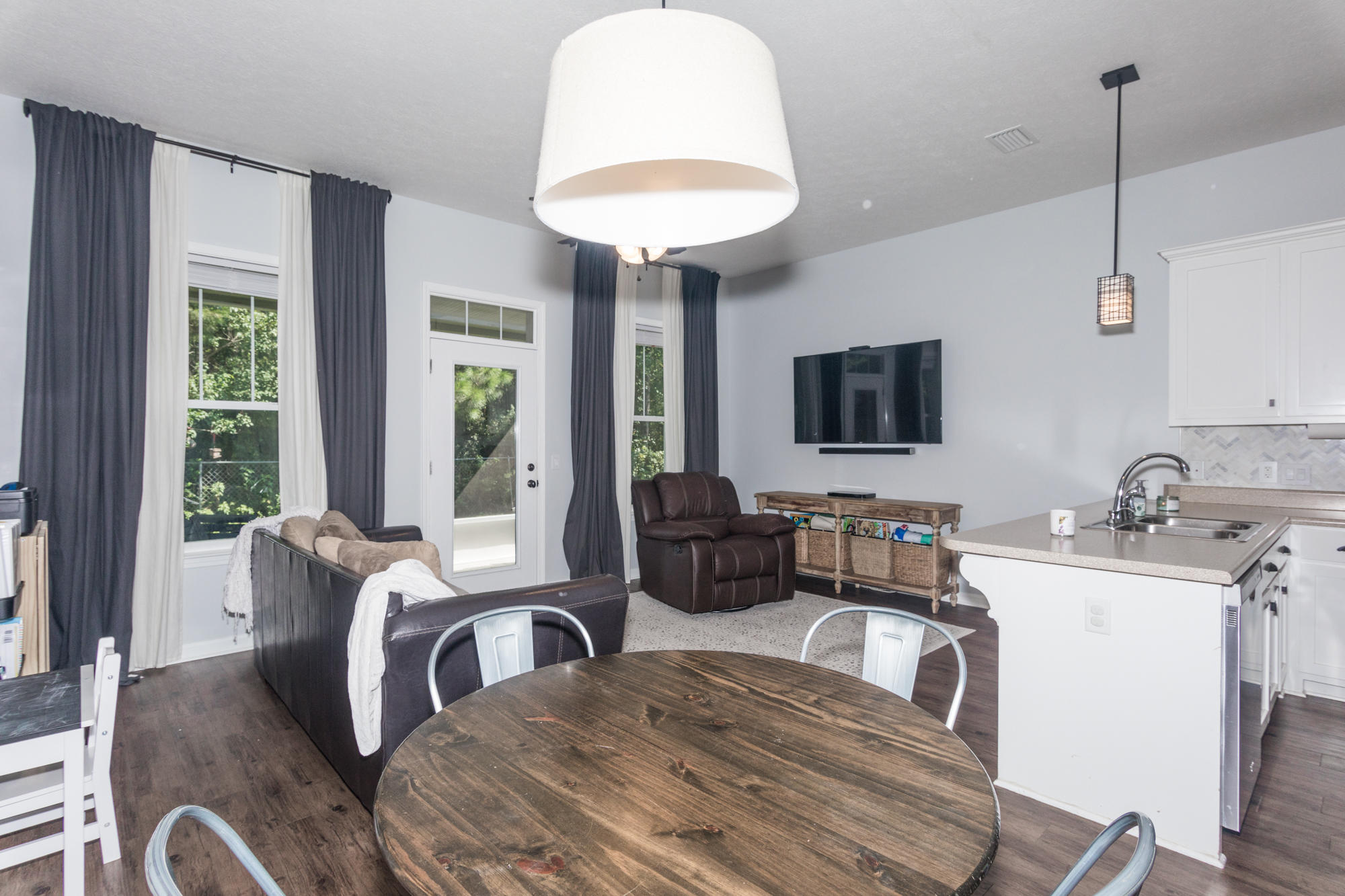 No Name - Residential