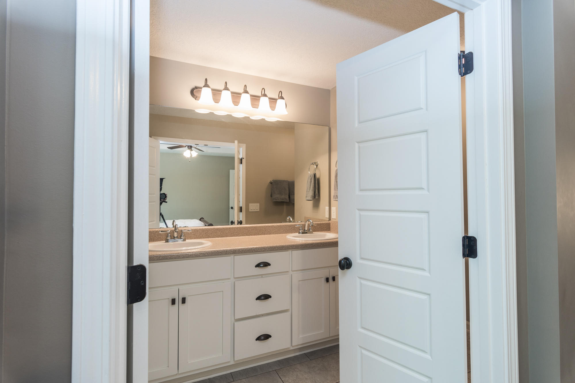 No Name - Residential