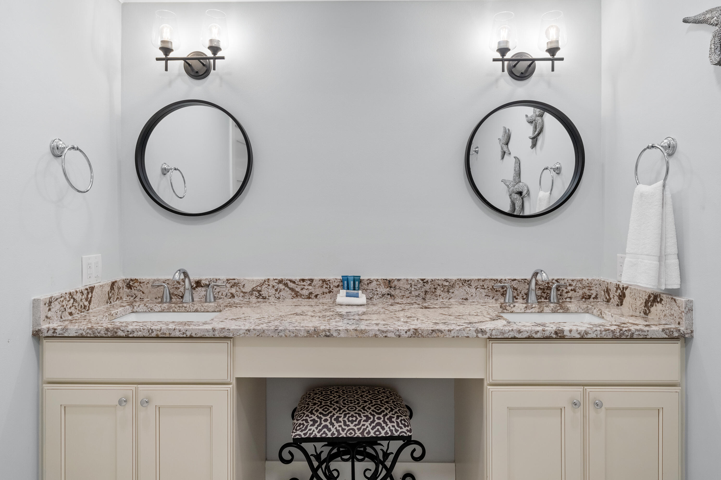 BEACHWALK VILLAS PHASE VII - Residential