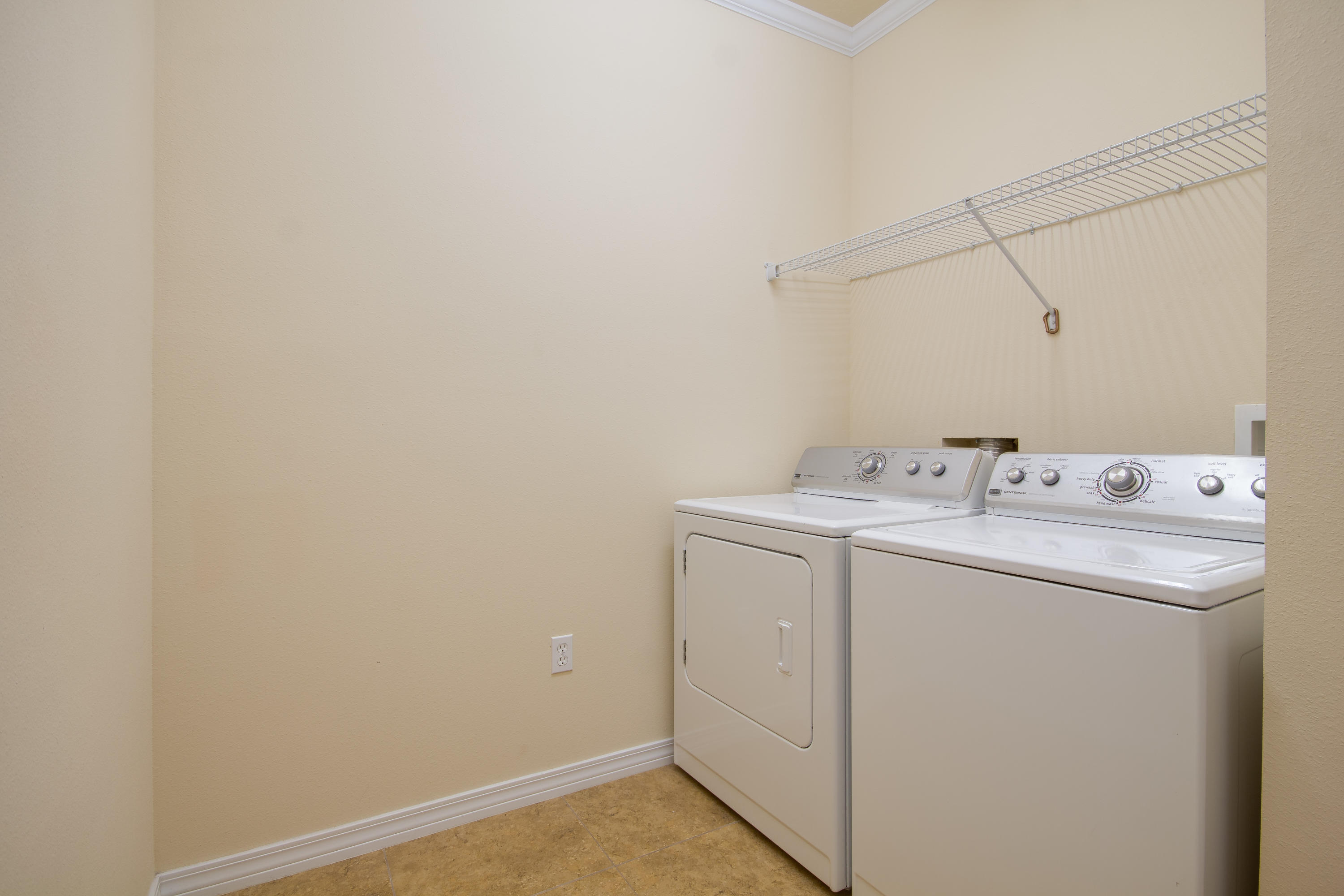 MERIDIAN SQUARE T/H - Residential