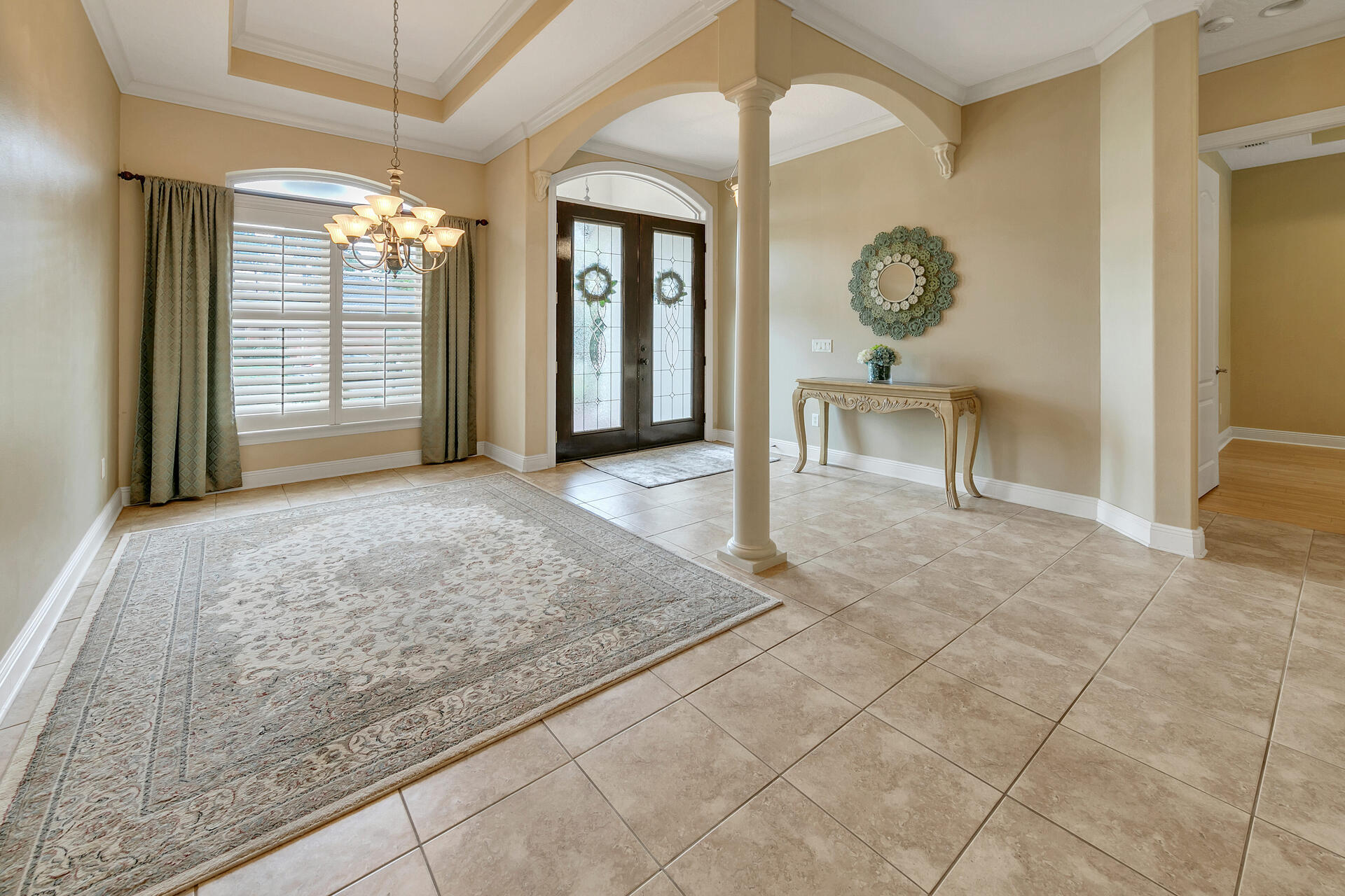 CHARDONNAY ESTATES - Residential