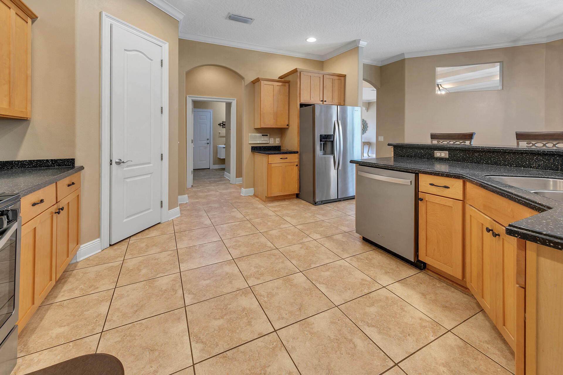 CHARDONNAY ESTATES - Residential