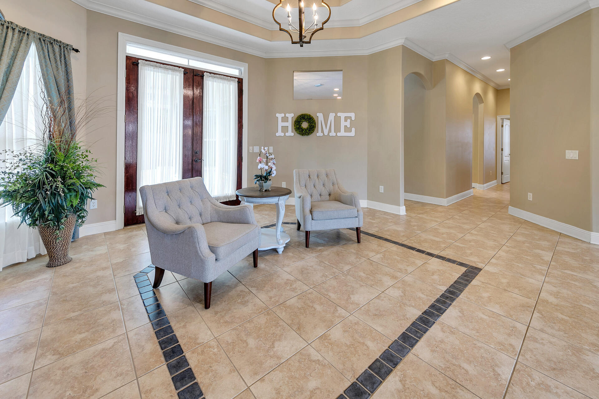 CHARDONNAY ESTATES - Residential