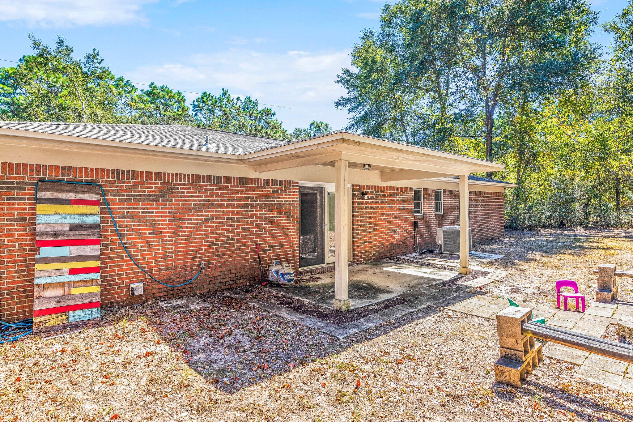 Crestview Suburb - Residential