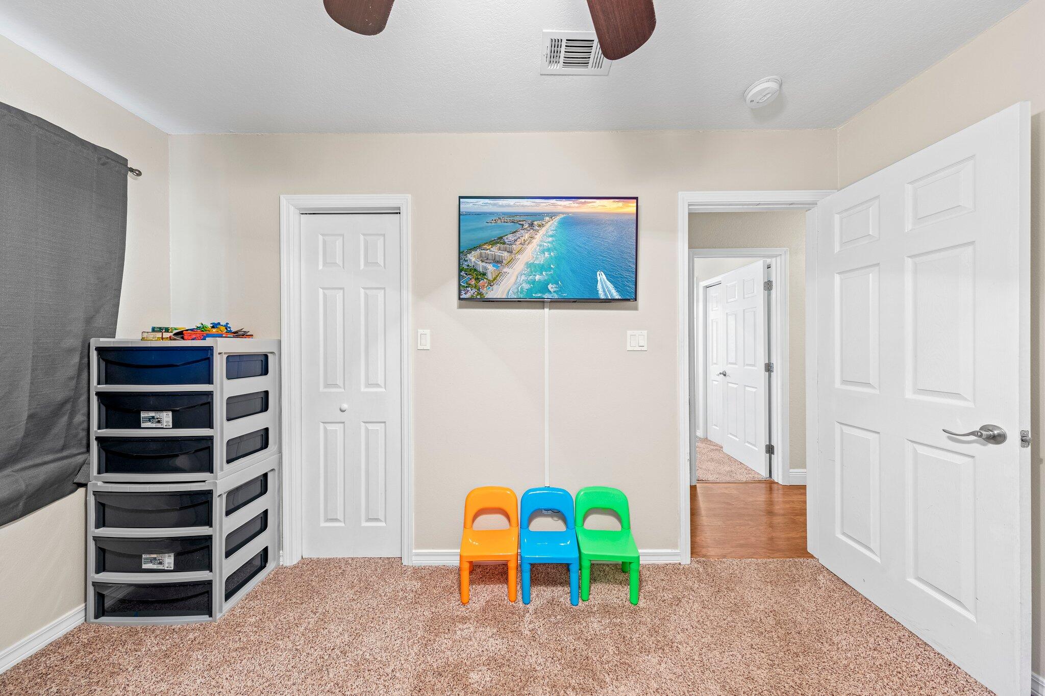 Crestview Suburb - Residential