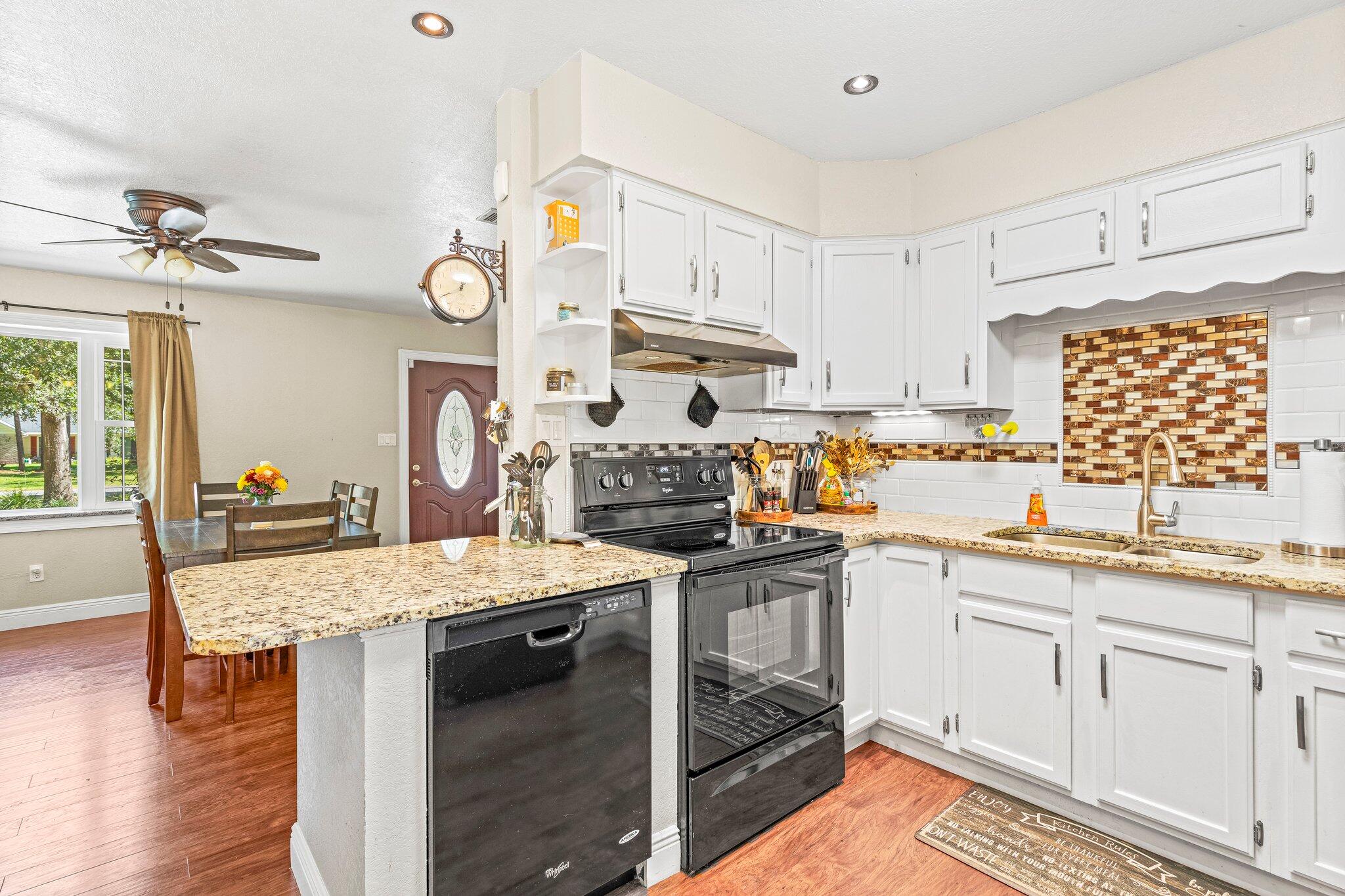 Crestview Suburb - Residential
