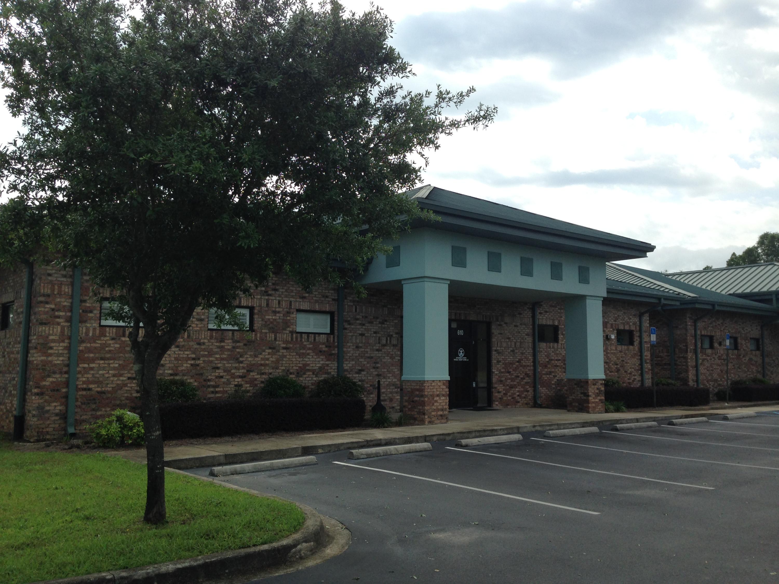 Located across the street from the Crestview Hospital***Great location for doctors office or this office would make an excellent investment. The office has a large waiting room, admin. office, 9 exam rooms, 2 bathrooms and a break room and plenty of parking. The office is currently leased.