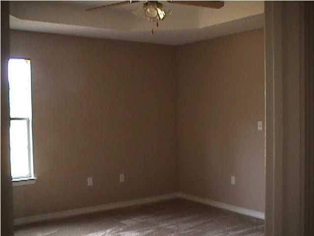 AUBURN ACRES - Residential Lease